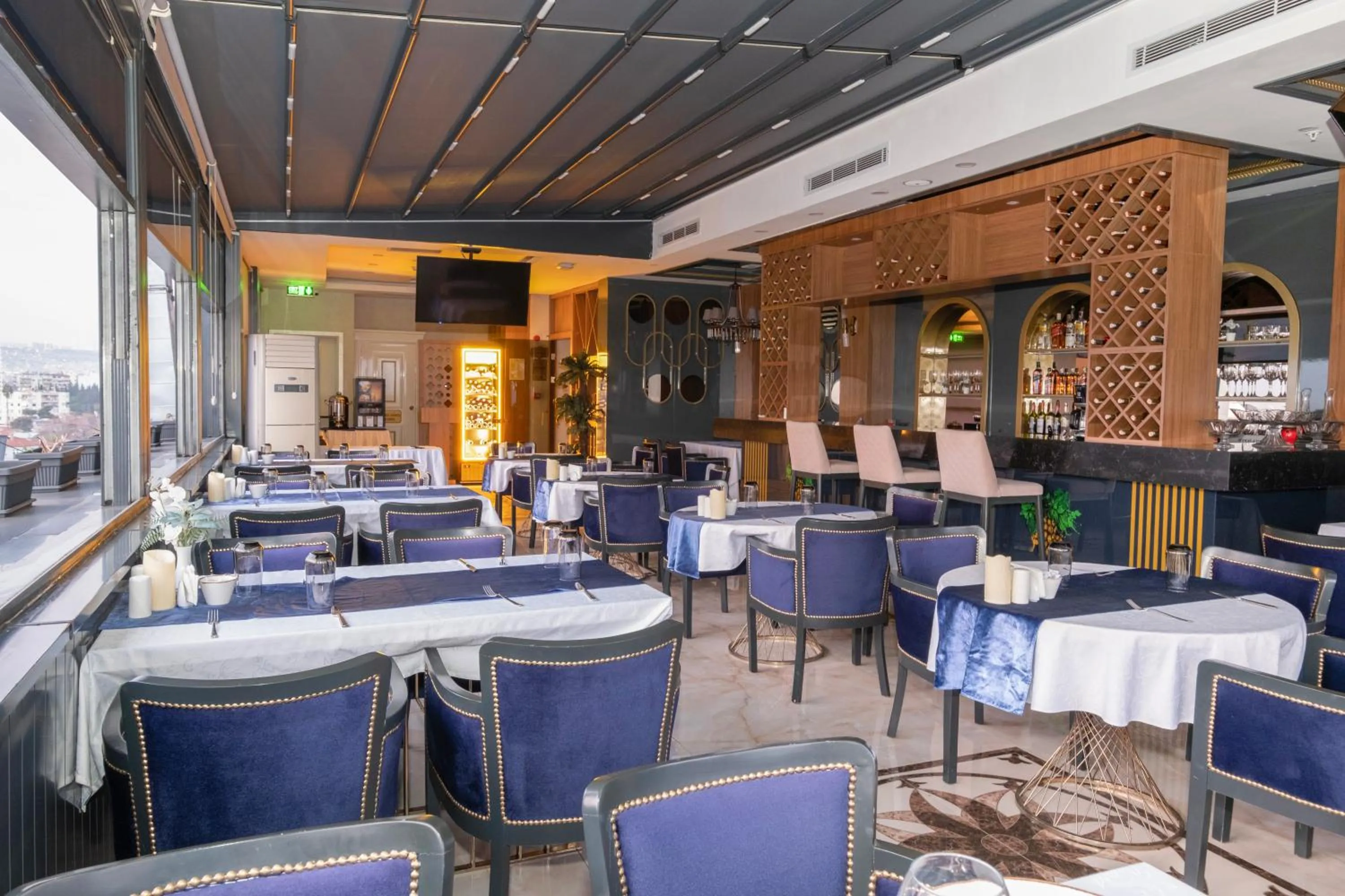 Leslion Luxury Hotel