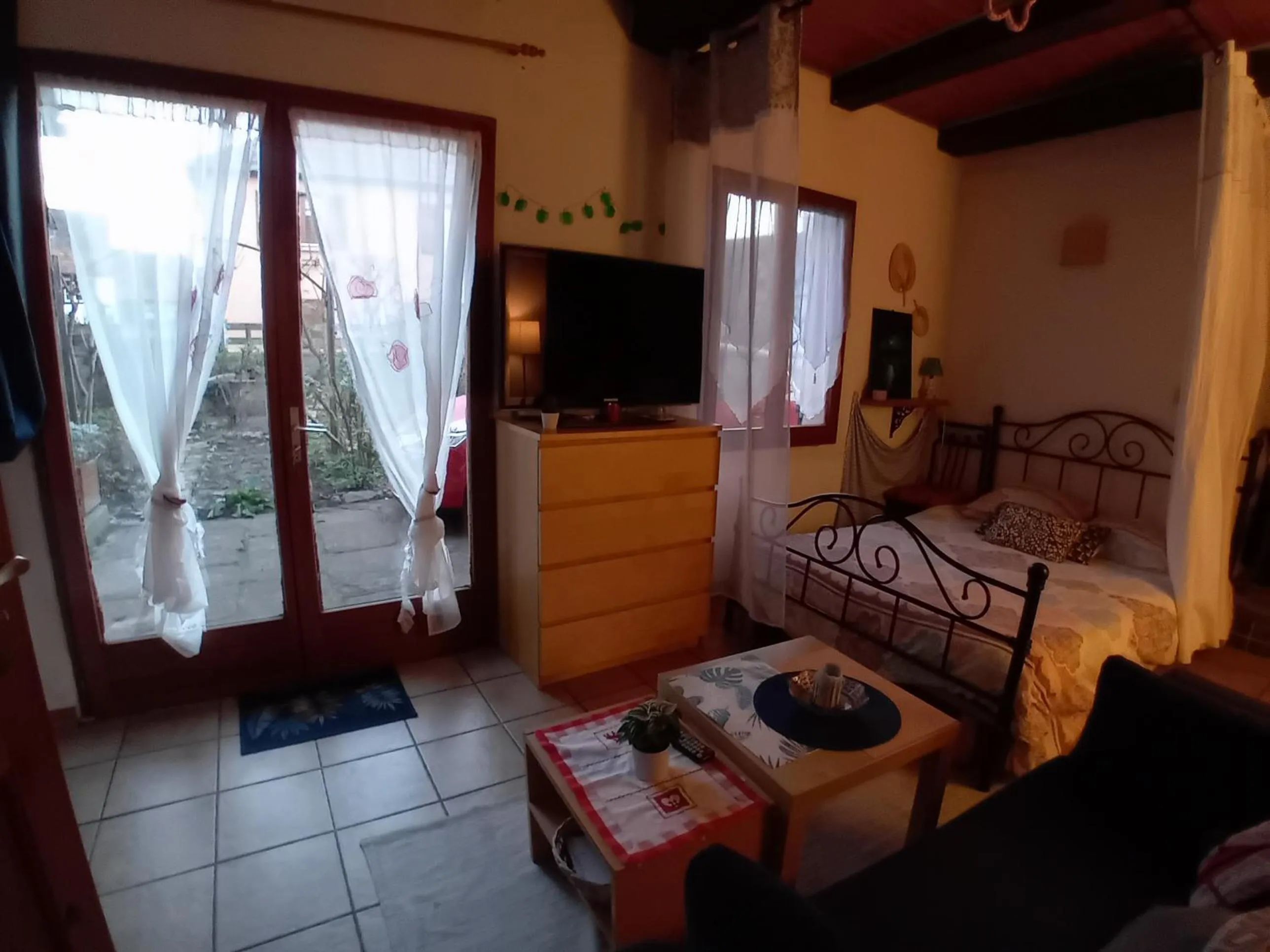 Chambre spacieuse dans joli village alsacien