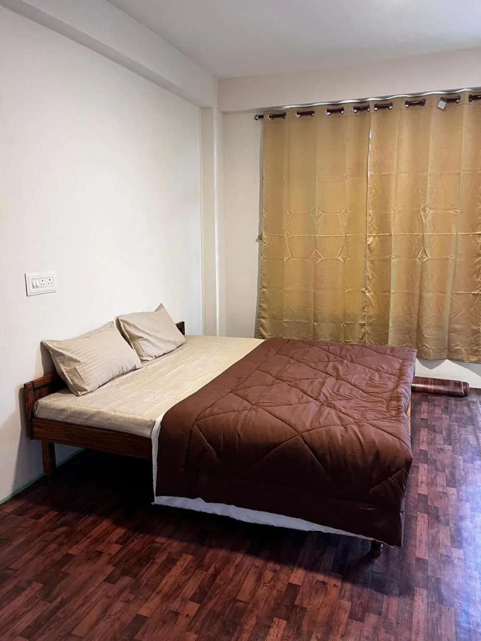 Bed in Nomadic Den Manali