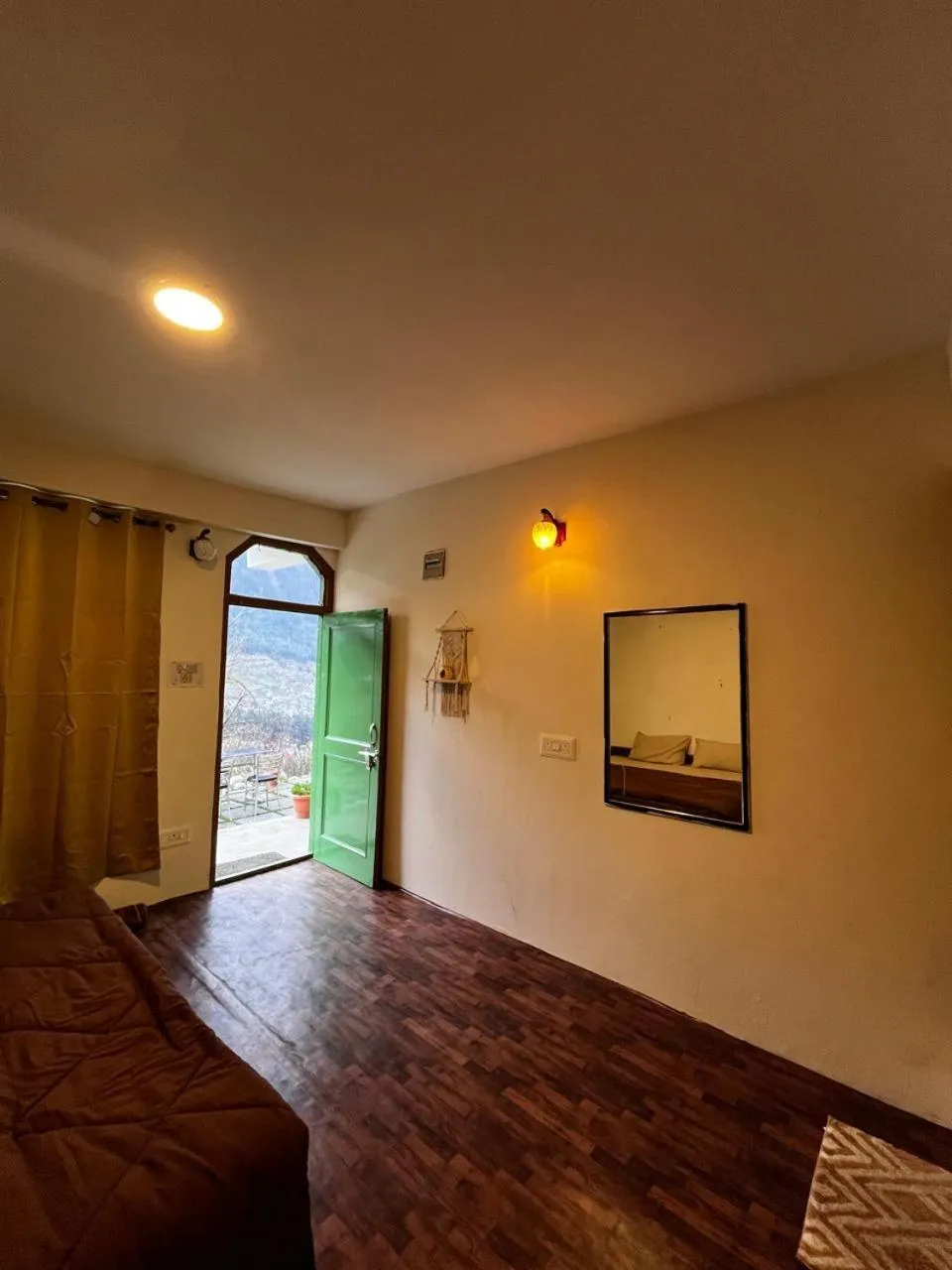 Bed in Nomadic Den Manali