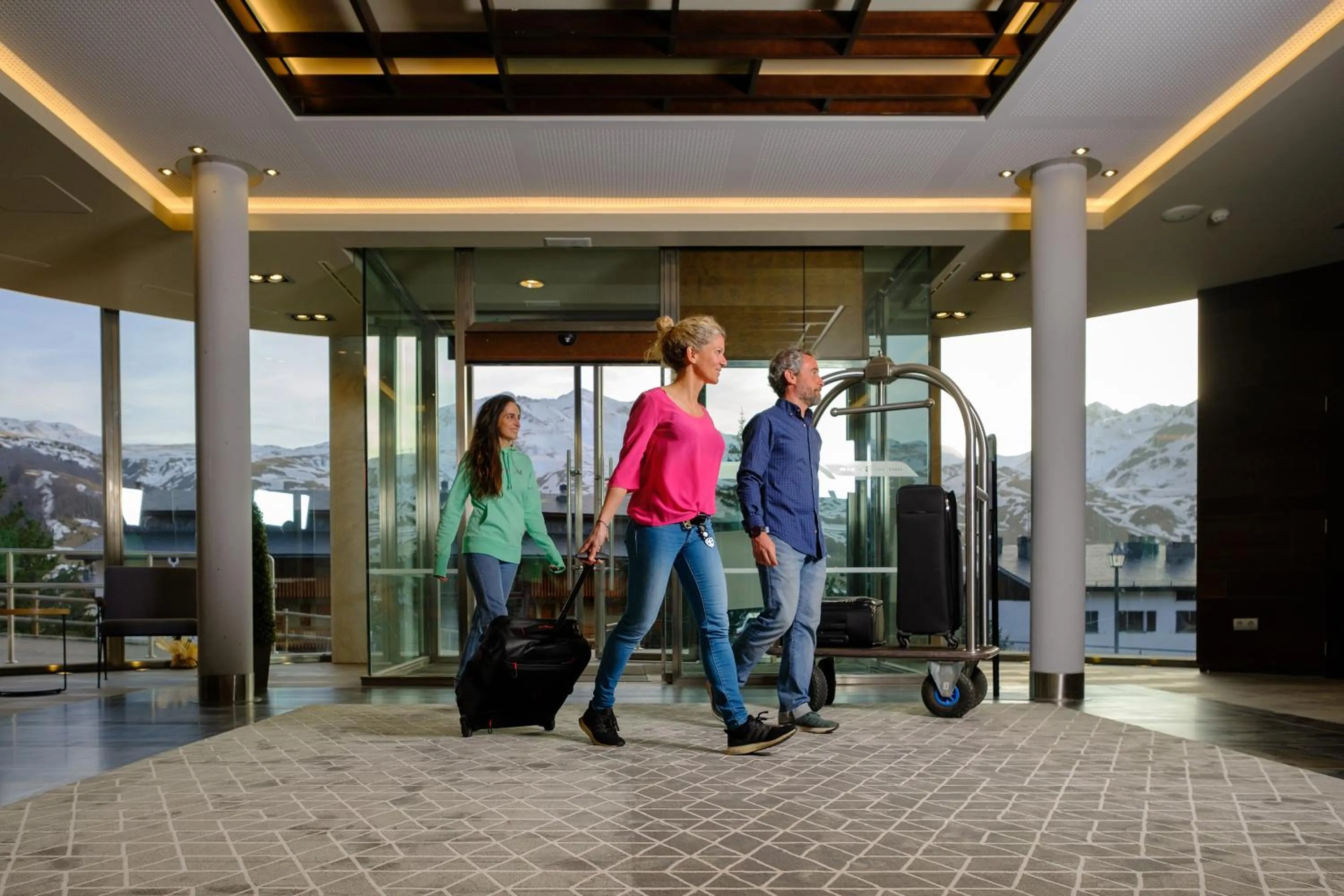 Facade/entrance in SNÖ Aragon Hills