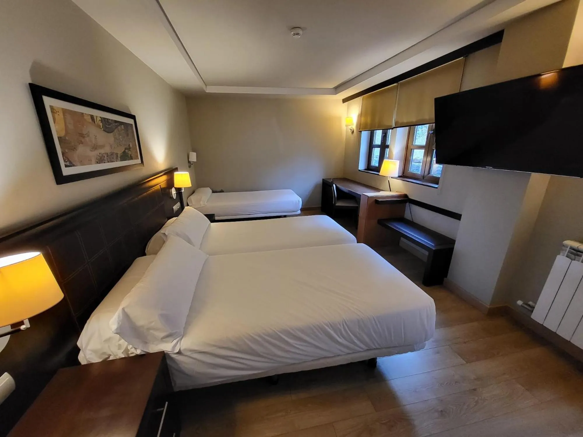 Photo of the whole room, Bed in SNÖ Aragon Hills