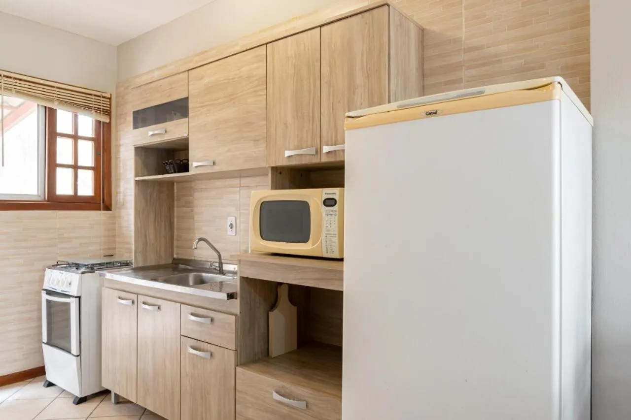 Communal kitchen in Pousada Clara Manhã