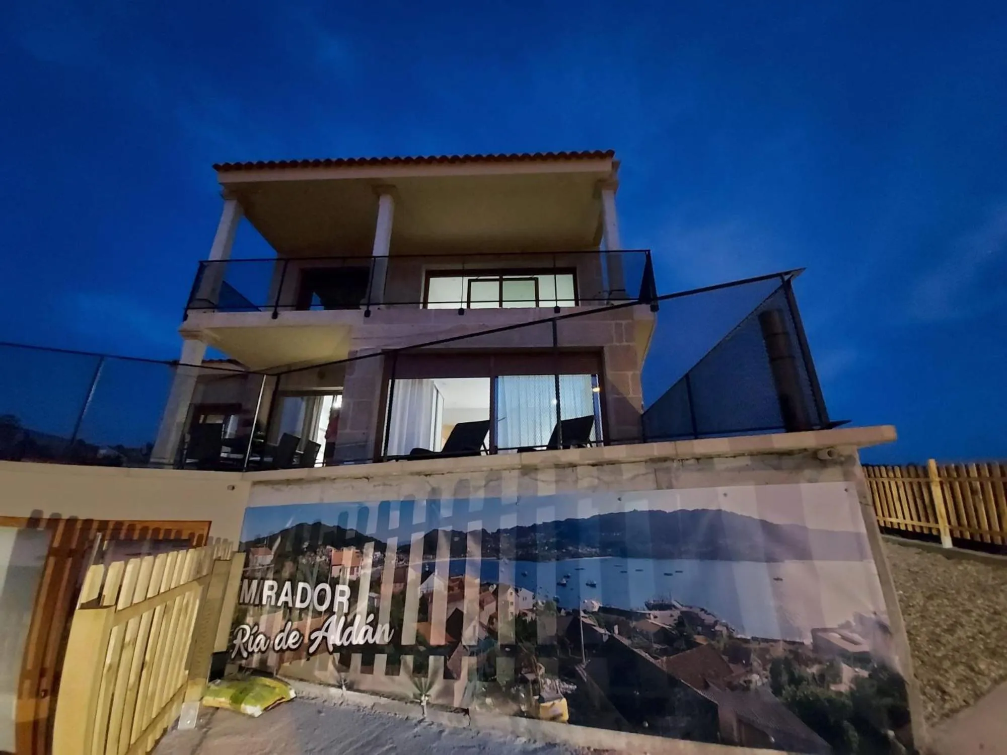 Property building in Mirador Ría de Aldán Apartamentos