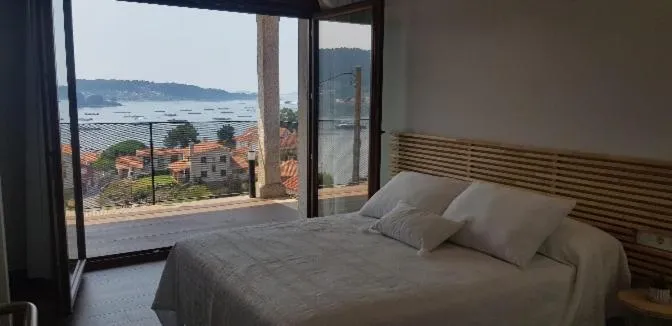 Bed in Mirador Ría de Aldán Apartamentos