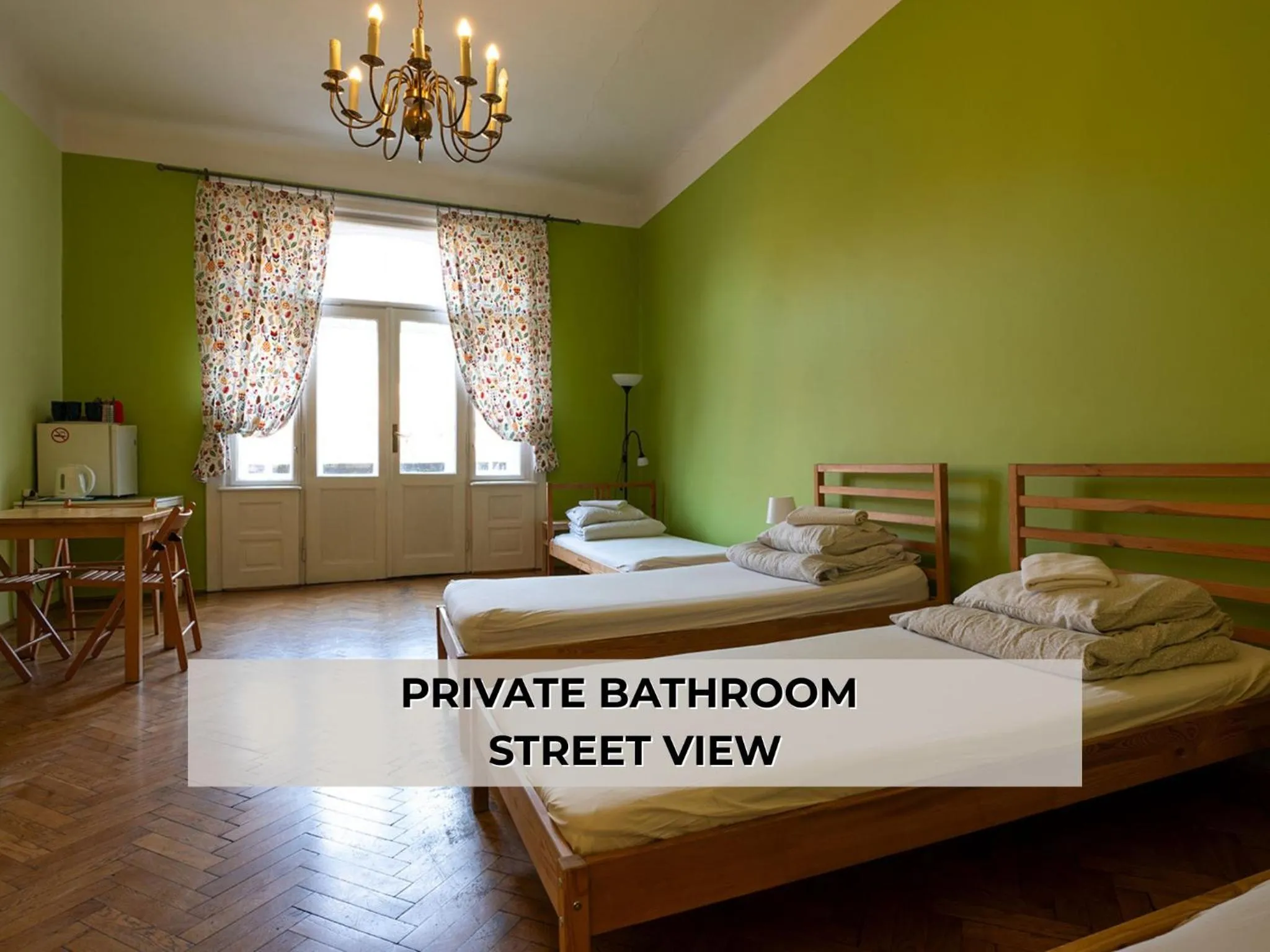 Bed in Trzy Kafki Private Rooms