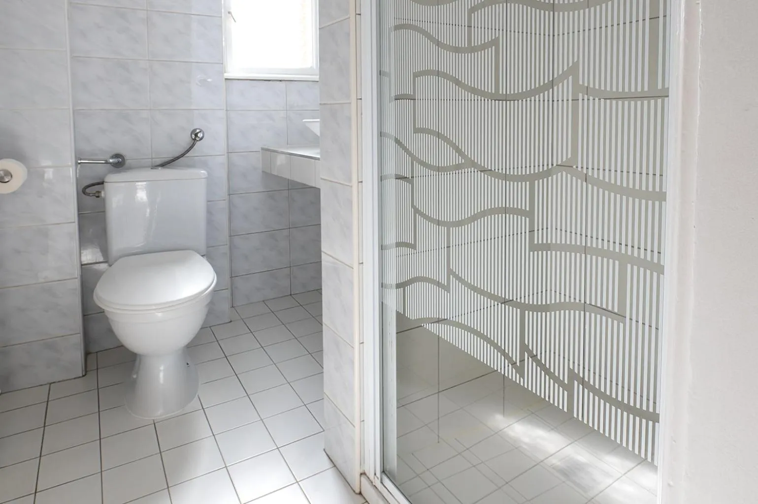 Bathroom in Trzy Kafki Private Rooms