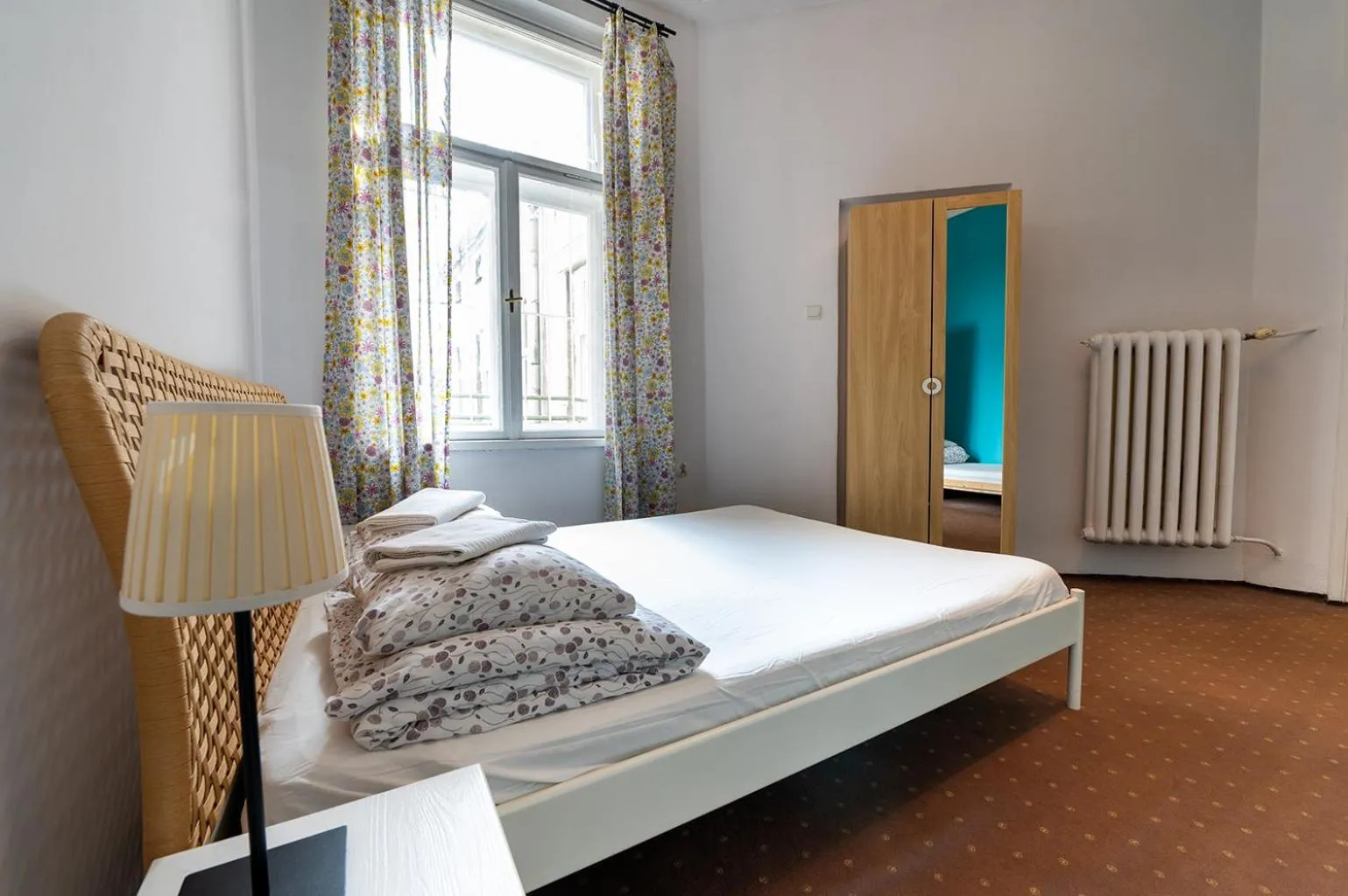 Photo of the whole room, Bed in Trzy Kafki Private Rooms