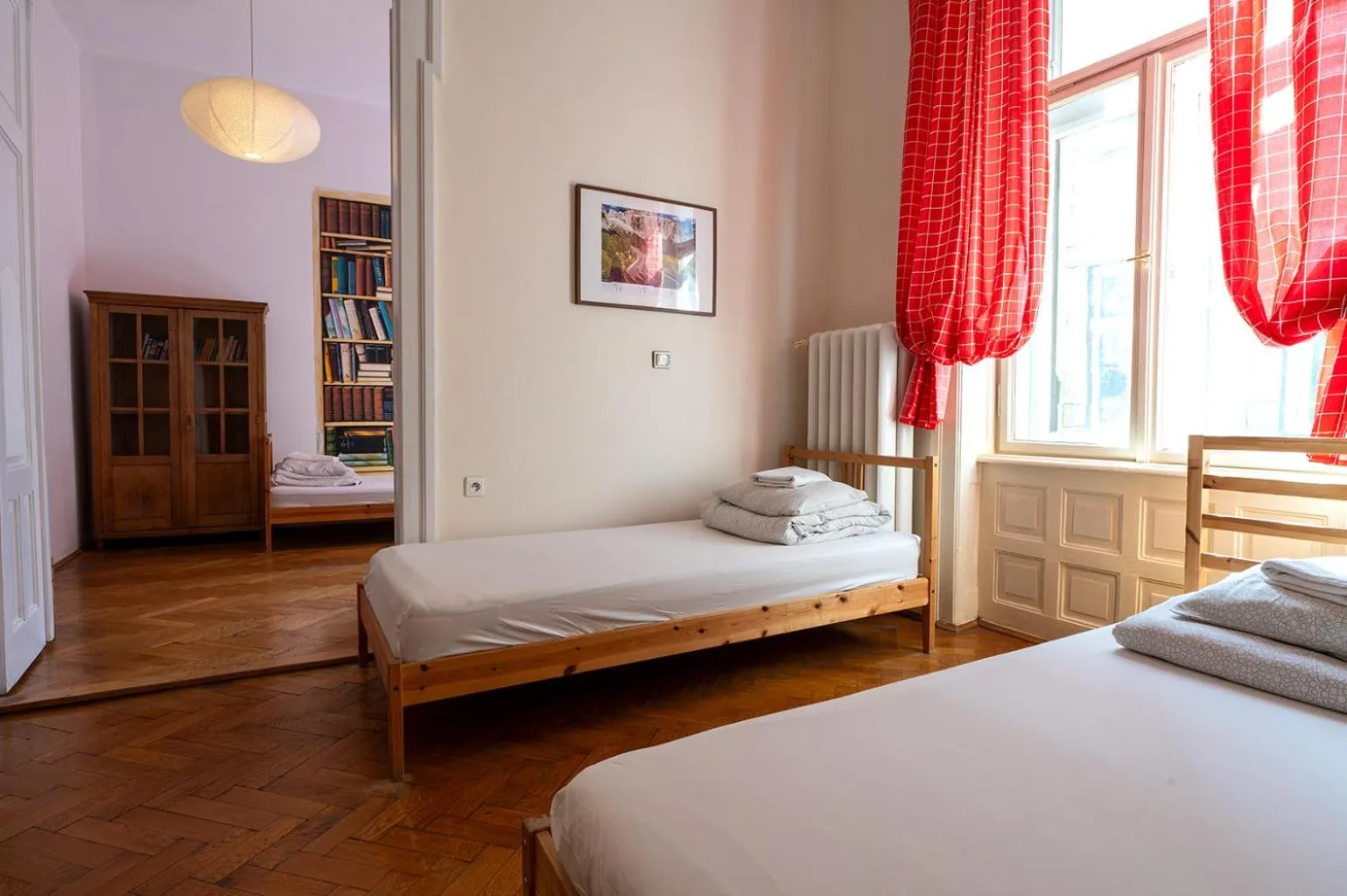 Photo of the whole room, Bed in Trzy Kafki Private Rooms