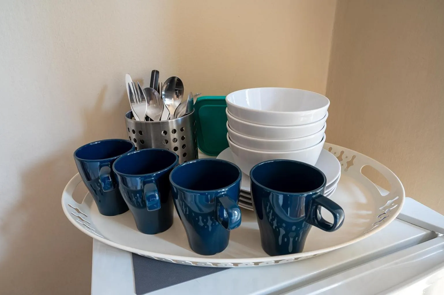 Coffee/tea facilities in Trzy Kafki Private Rooms