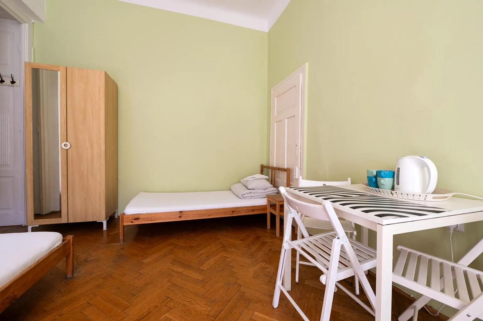 Photo of the whole room, Bed in Trzy Kafki Private Rooms