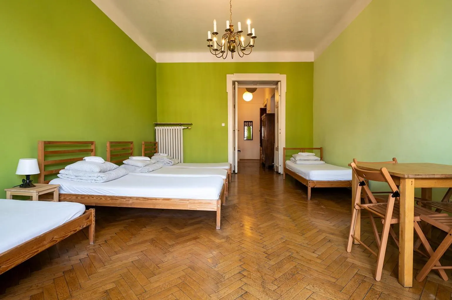 Photo of the whole room, Bed in Trzy Kafki Private Rooms