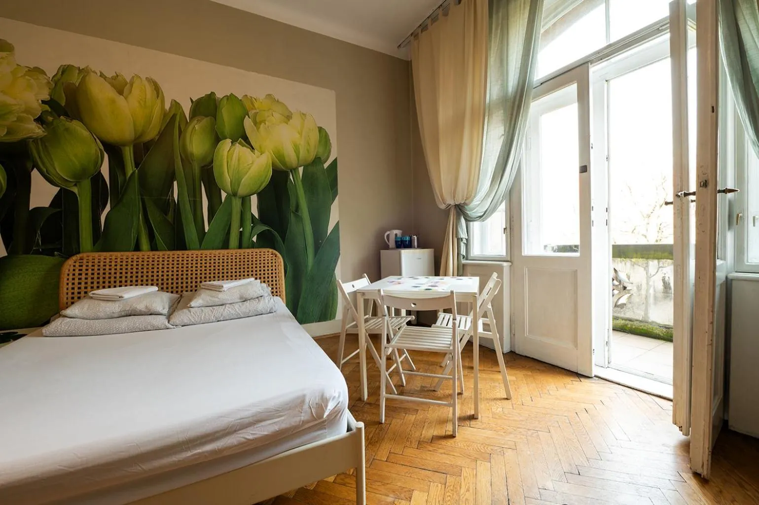 Photo of the whole room, Bed in Trzy Kafki Private Rooms