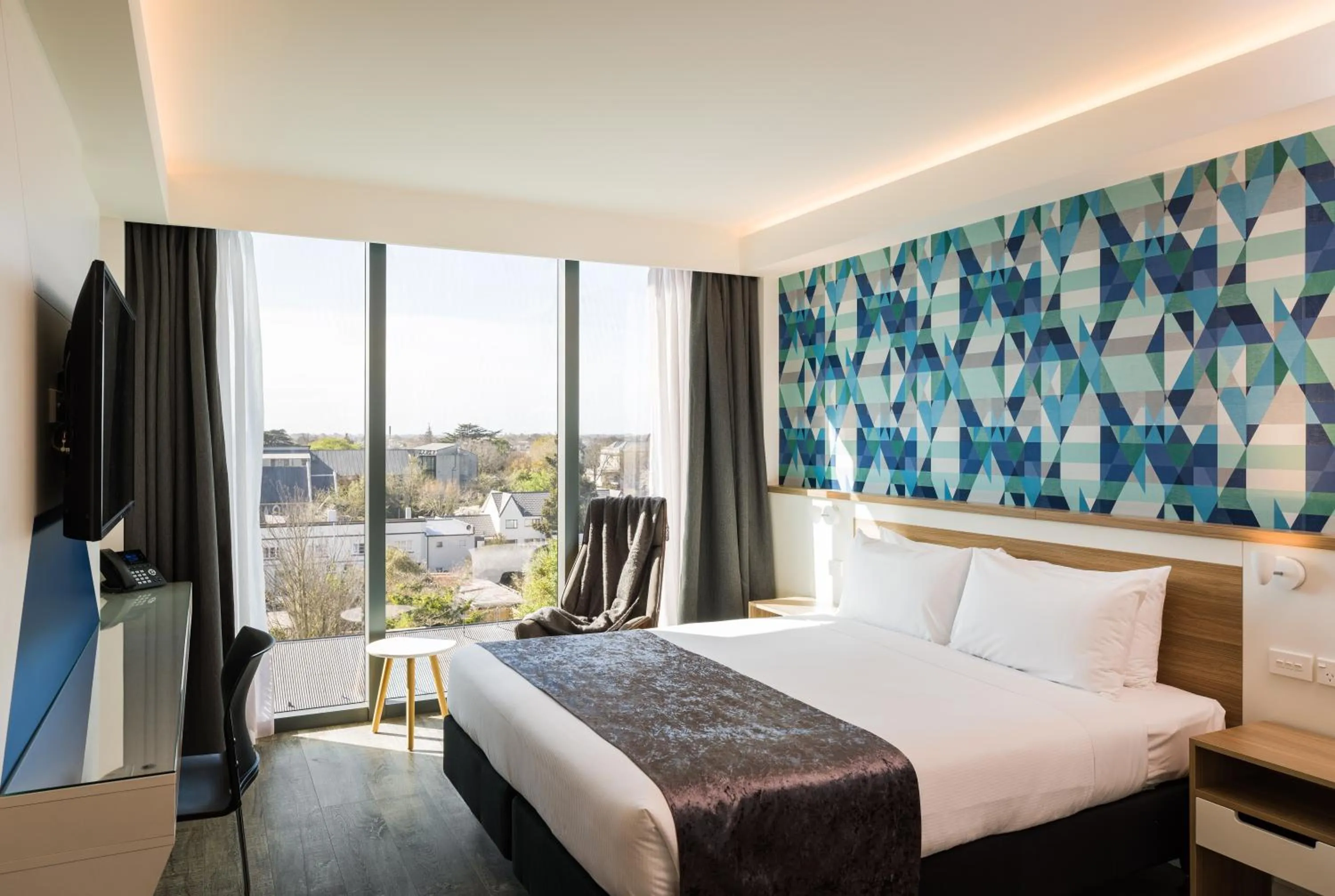 Bedroom, Bed in Carnmore Hotel Christchurch