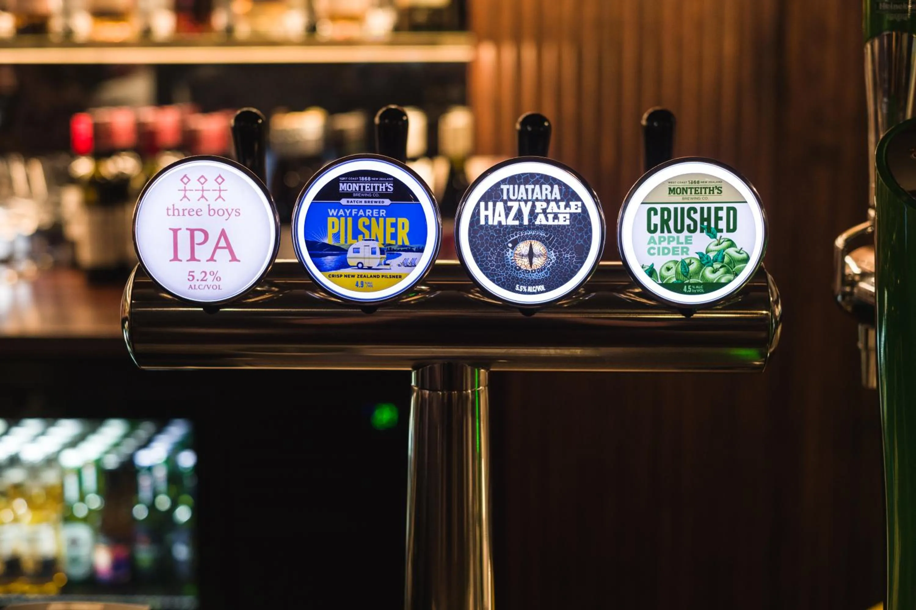 Restaurant/places to eat in Carnmore Hotel Christchurch