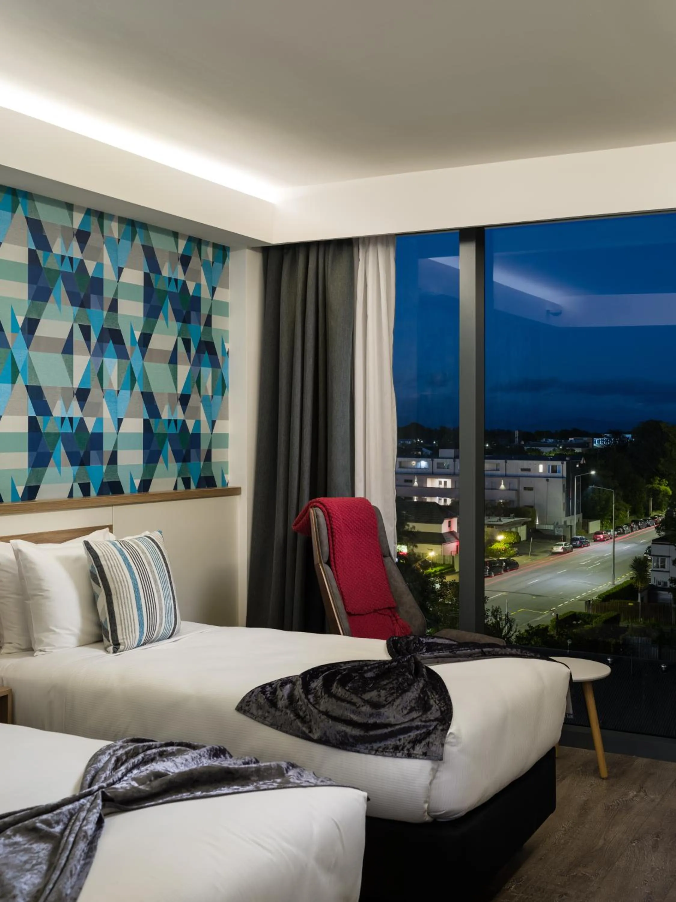 Bedroom, Bed in Carnmore Hotel Christchurch