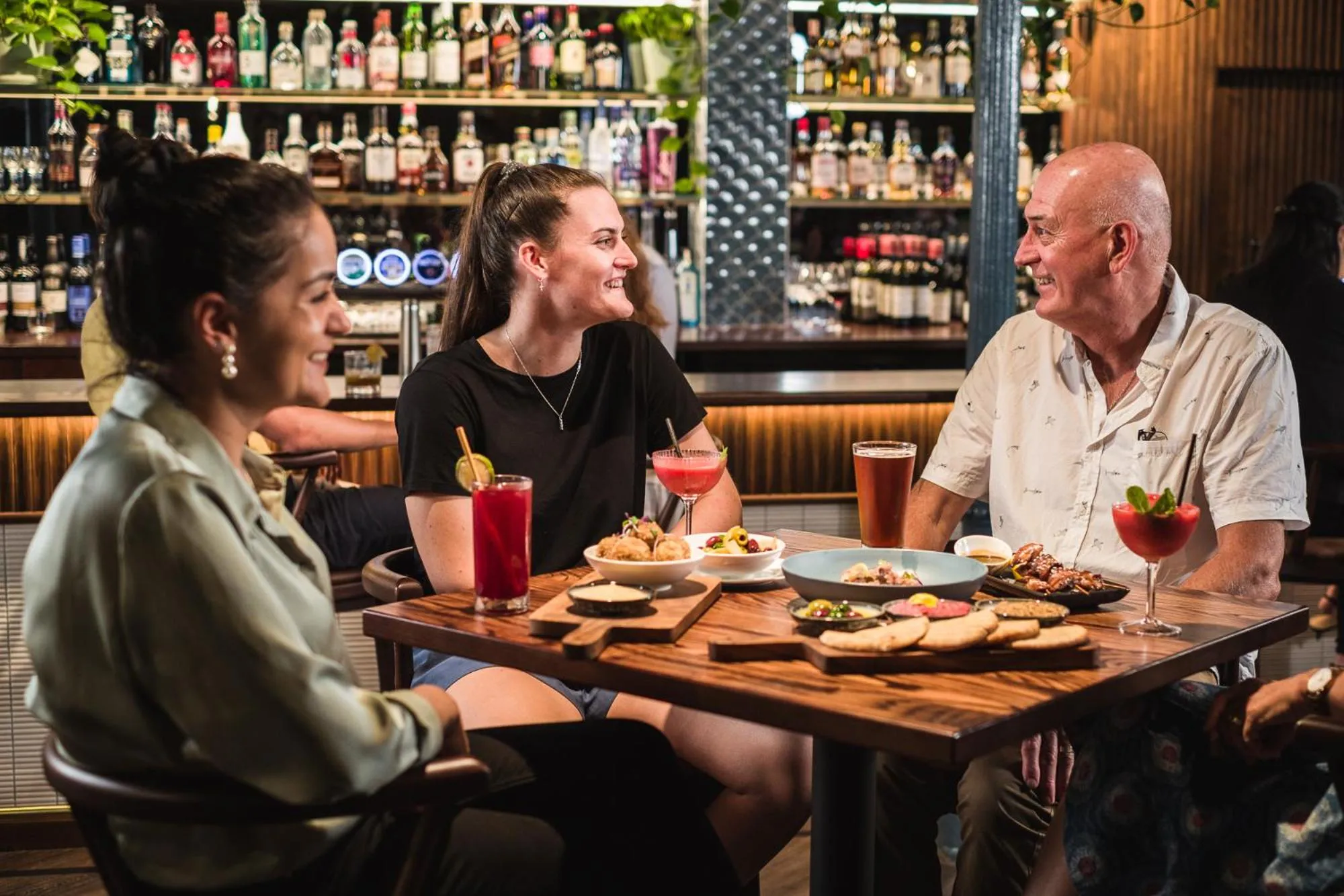 Restaurant/places to eat in Carnmore Hotel Christchurch