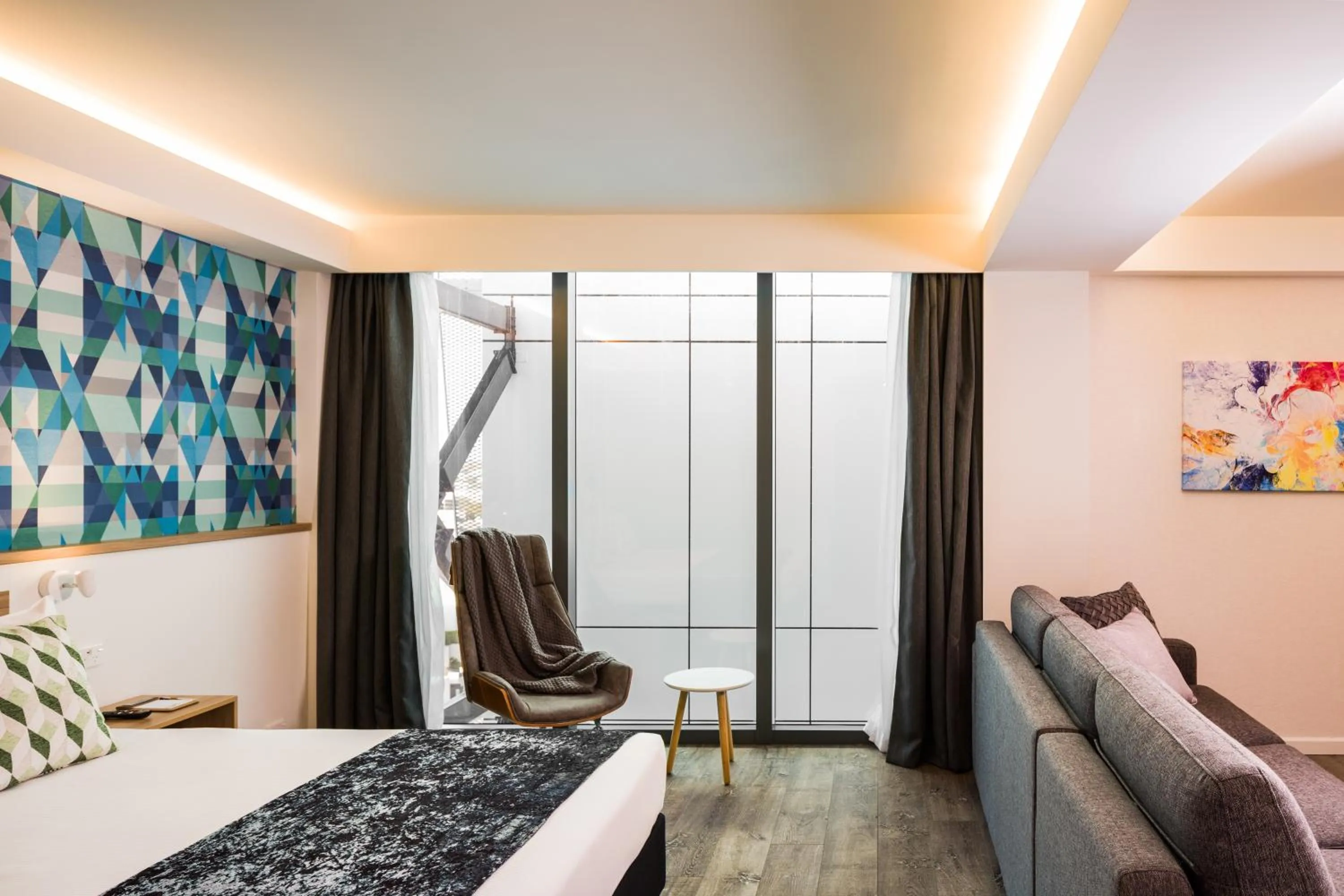 Bedroom, Bed in Carnmore Hotel Christchurch