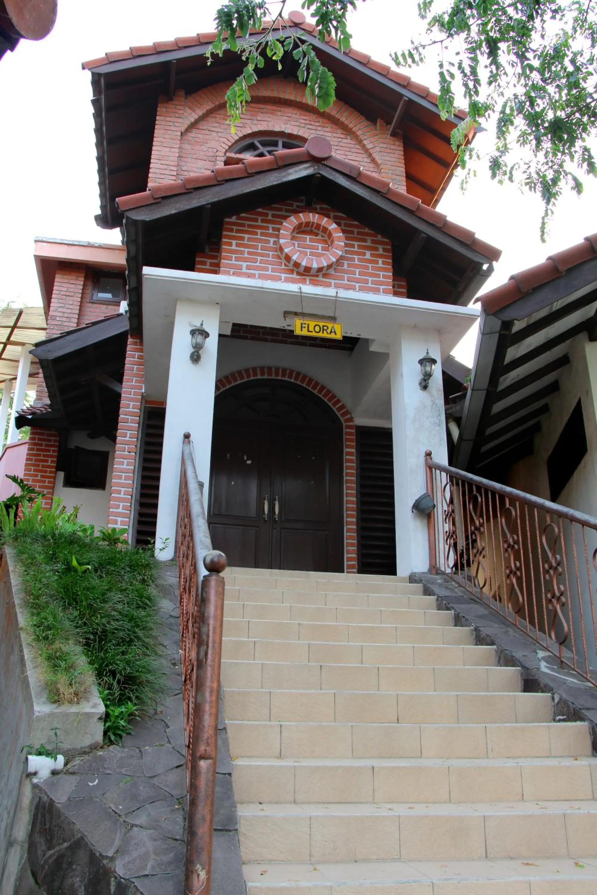 Blessing Hills Family Resort & Hotel