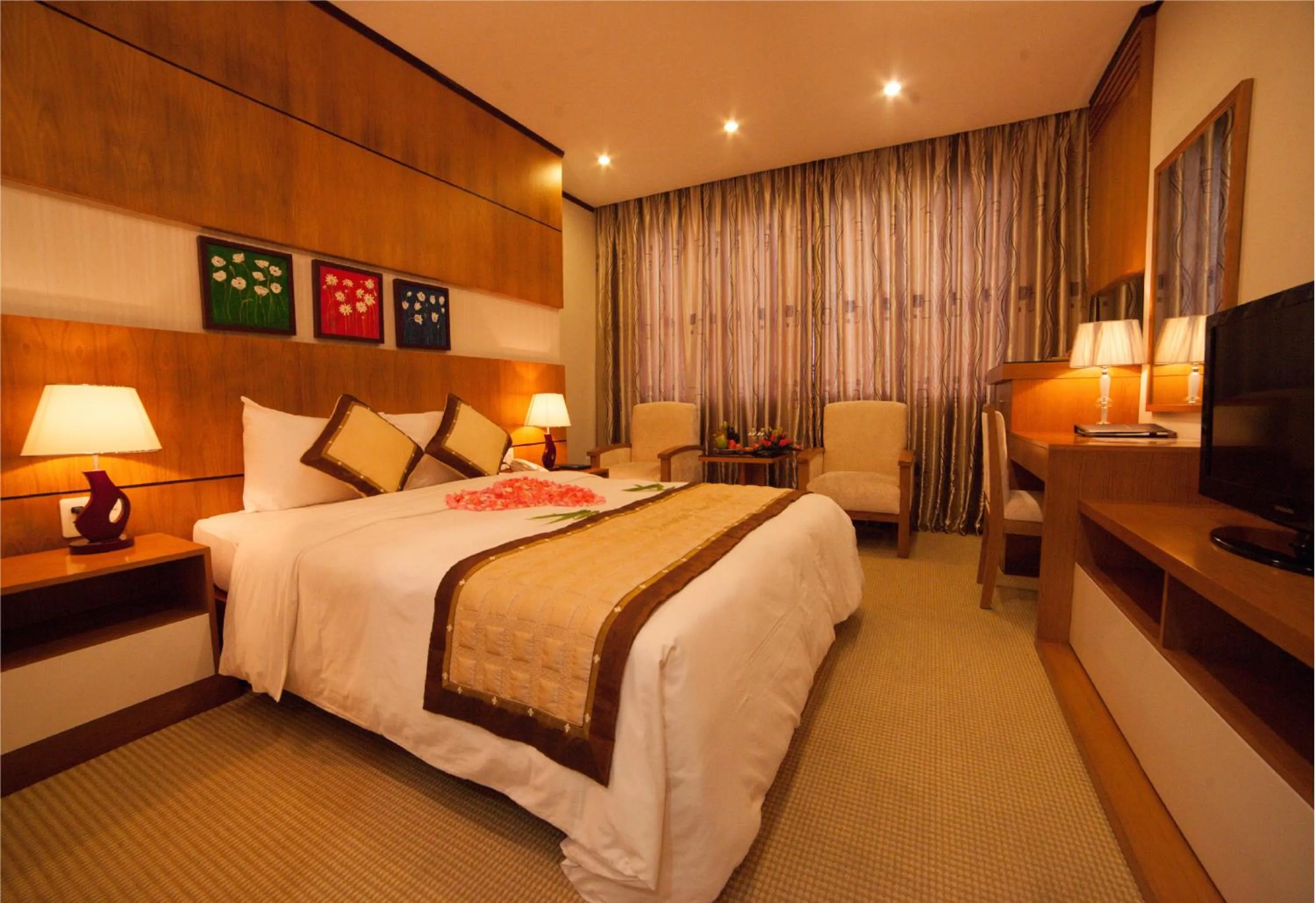 Bed in Danang Petro Hotel
