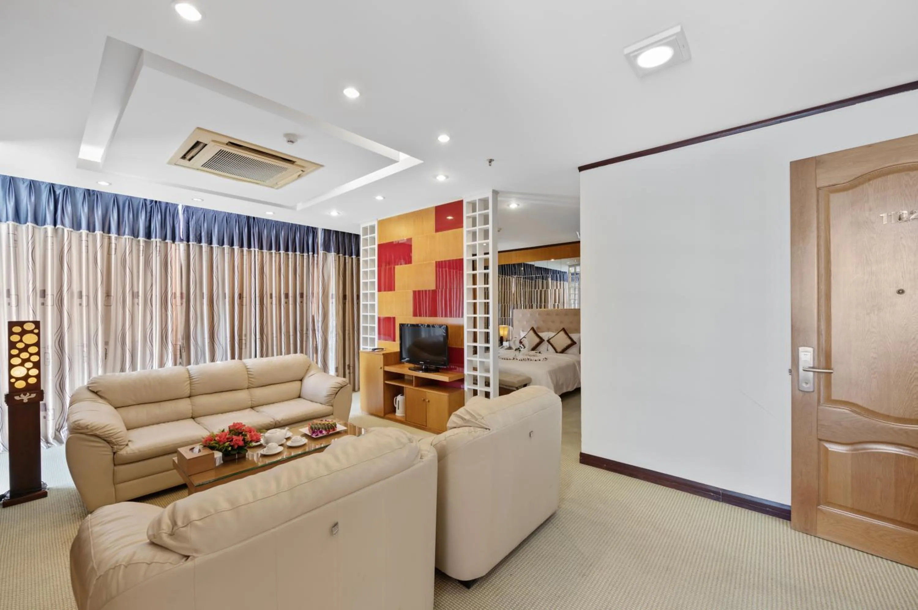 Living room in Danang Petro Hotel