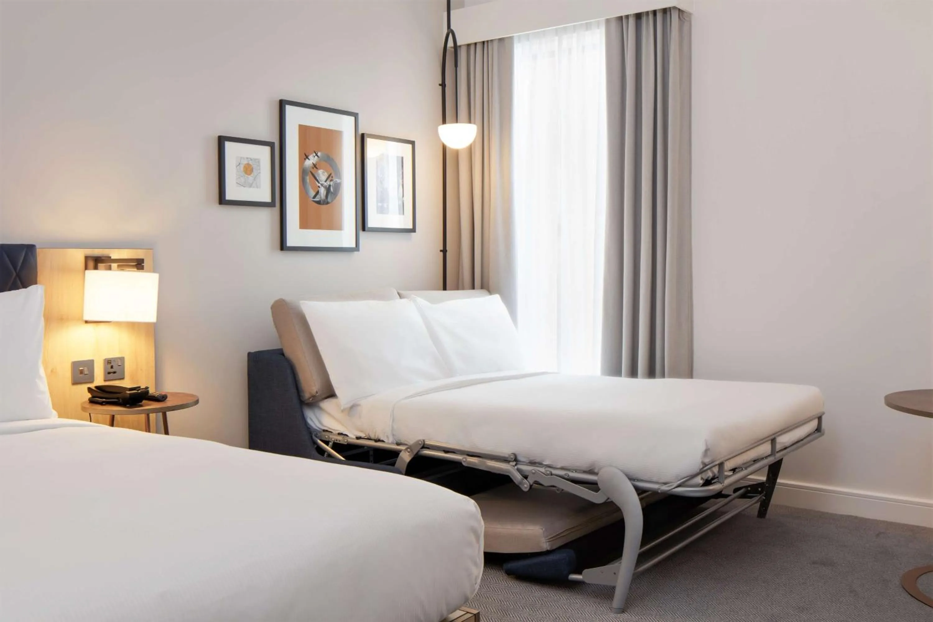 Bed in Hilton Garden Inn Stoke On Trent