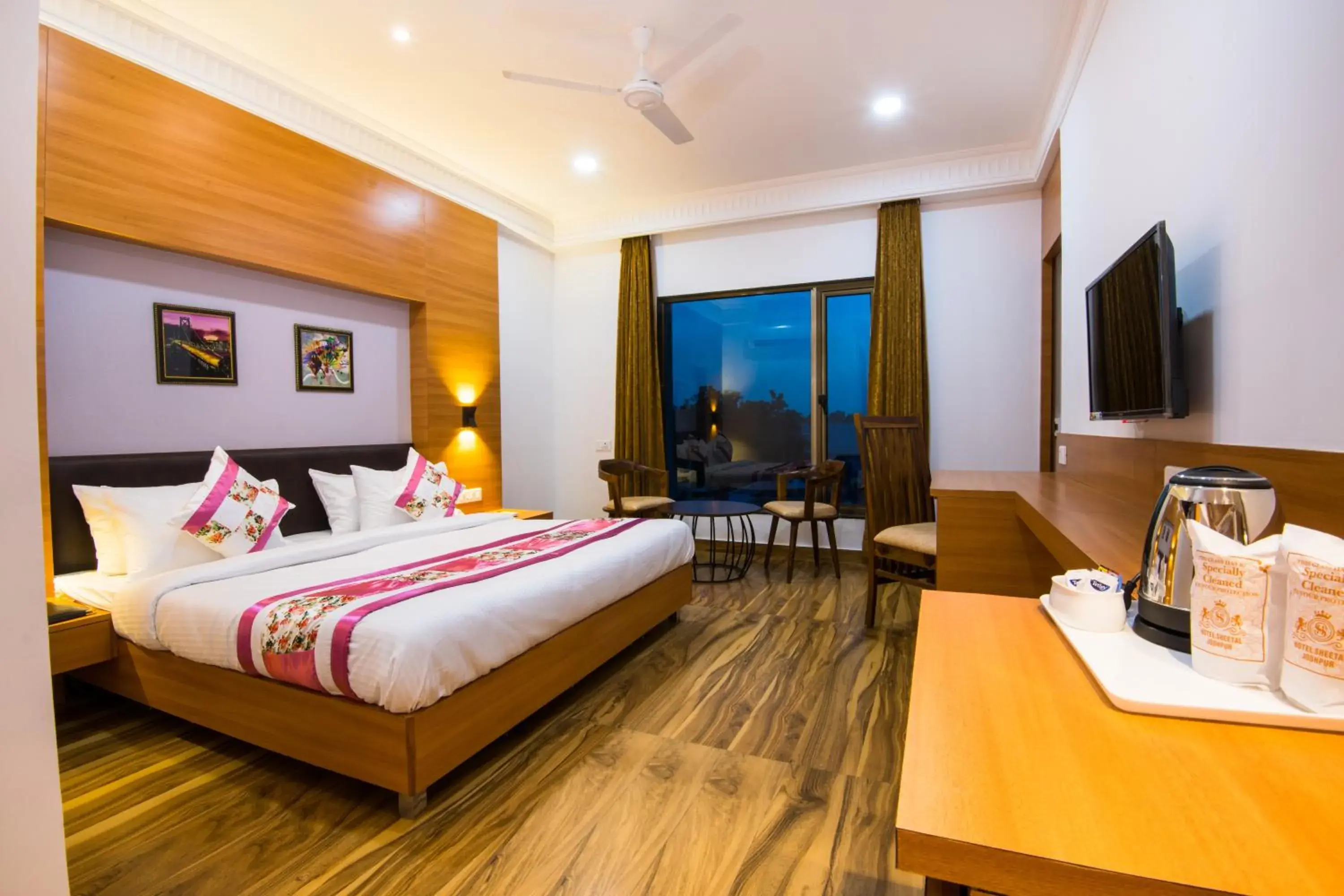 Superior Double or Twin Room in Hotel Sheetal Superior Double or Twin Room in Hotel Sheetal