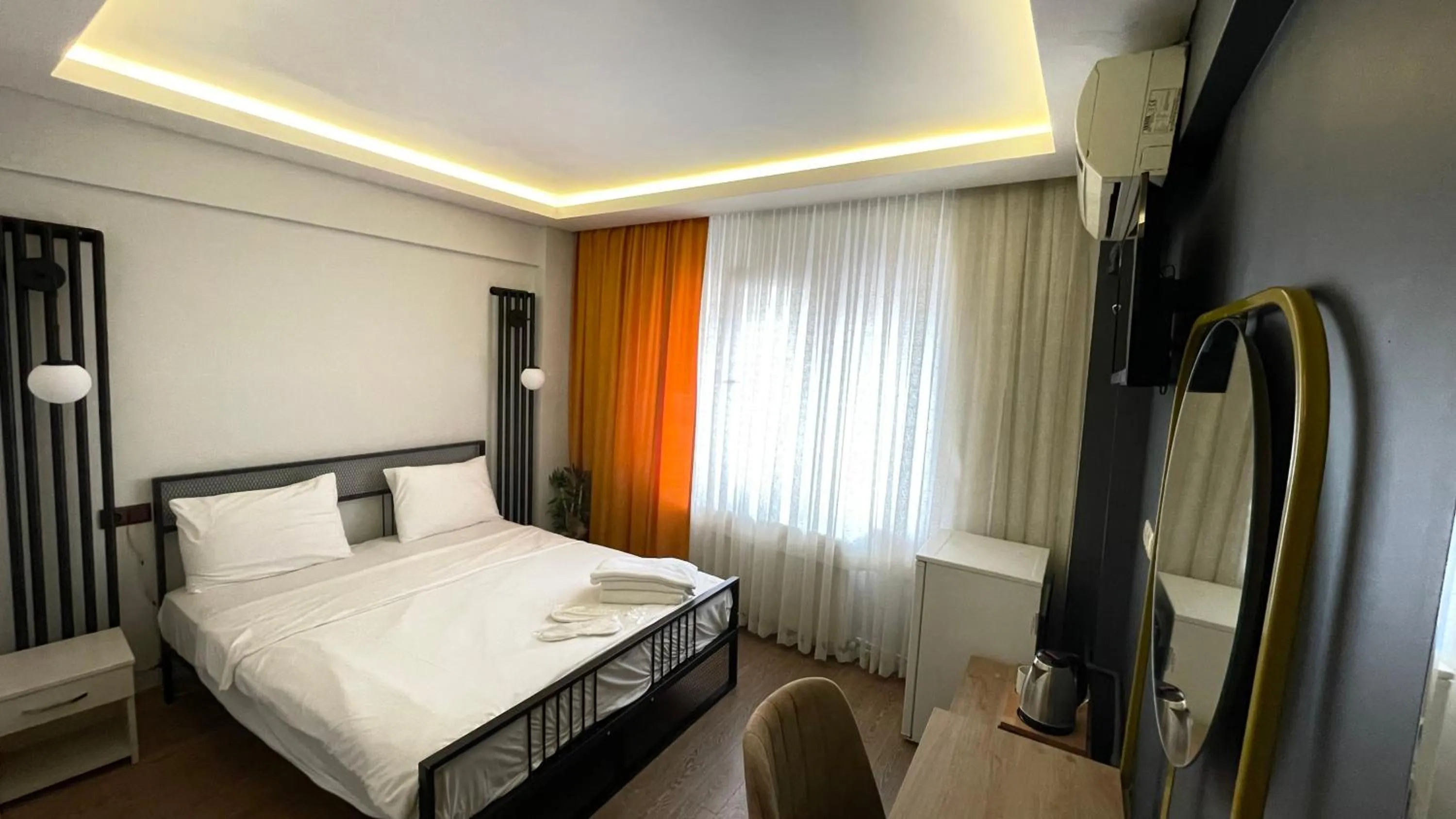 Photo of the whole room in Ora Bella Hotel