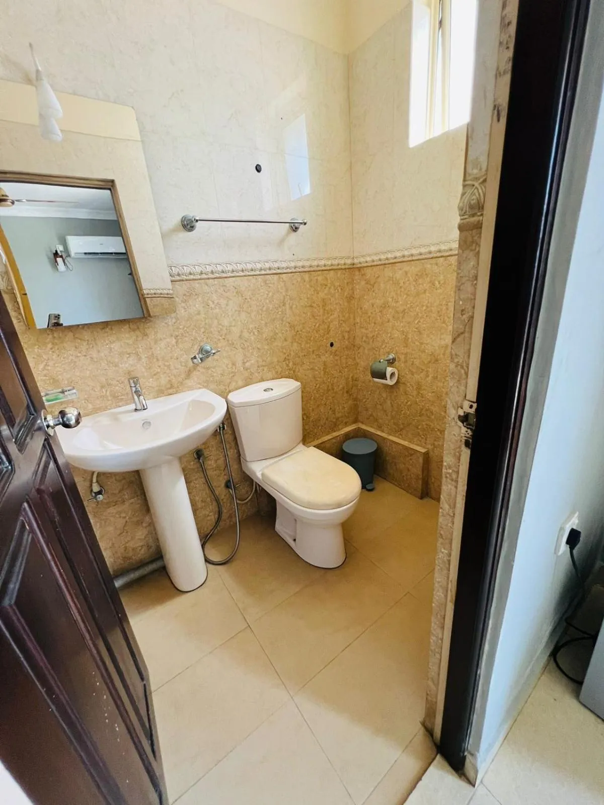 Lafala Hotel & Service Apartment