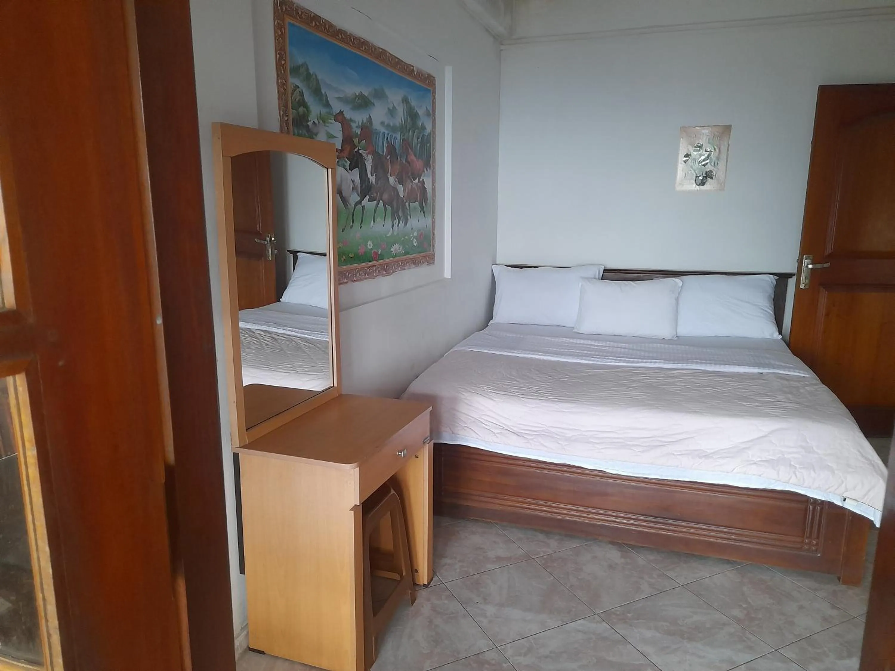 Bed in The Mist Holiday Bungalow