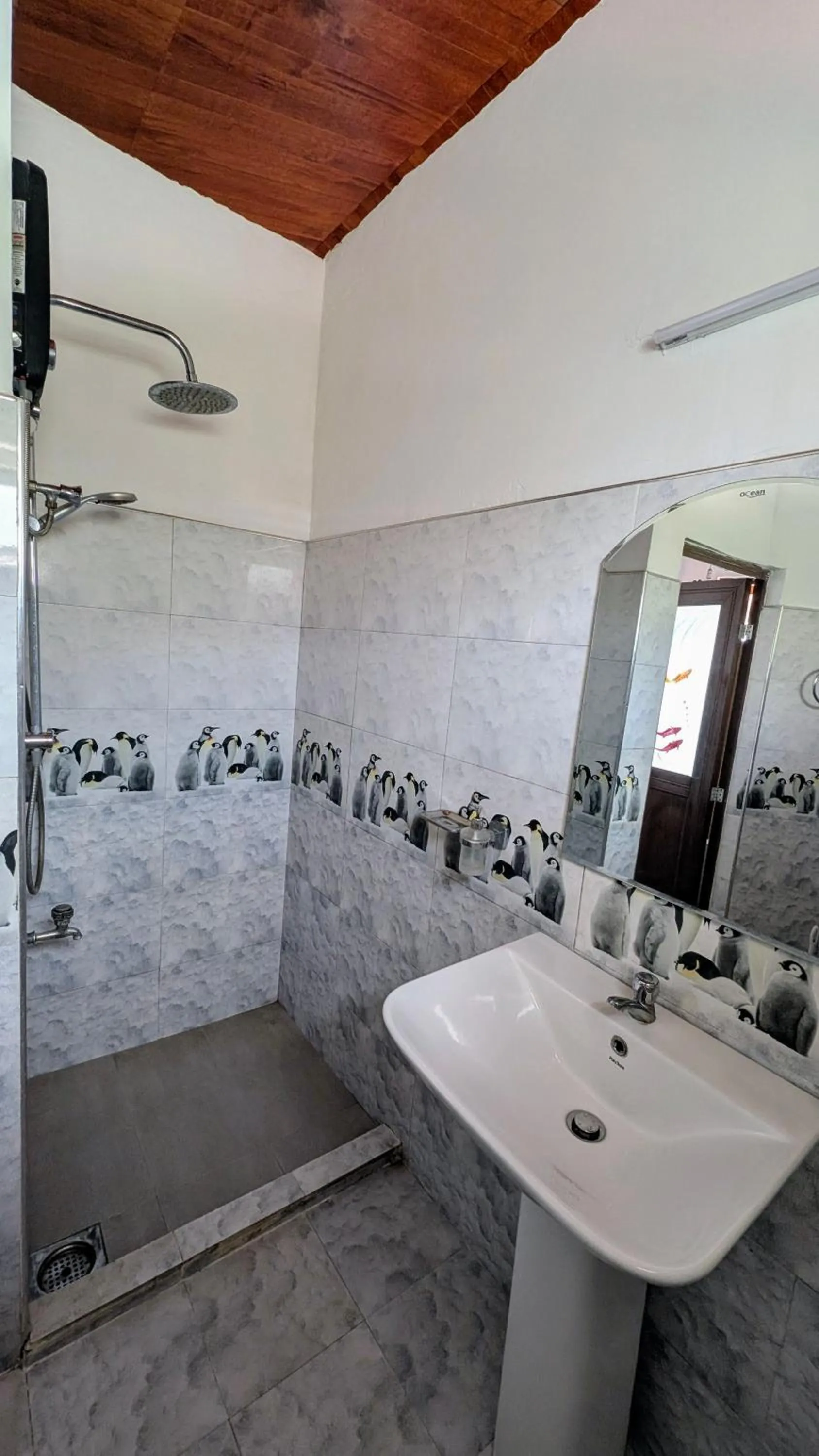 Shower in The Mist Holiday Bungalow