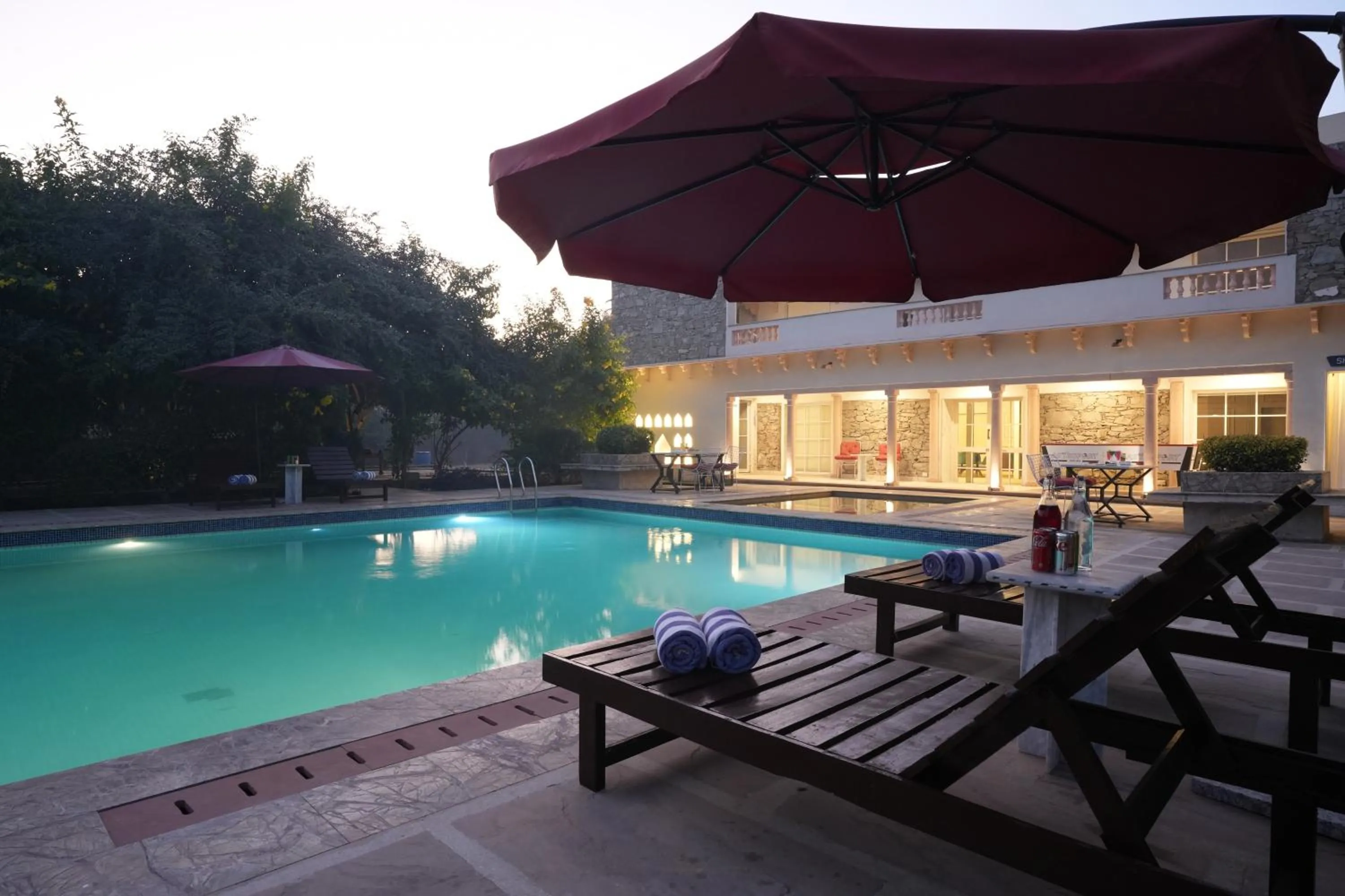Swimming pool in Astroport Sariska Treetop by Eight Continents