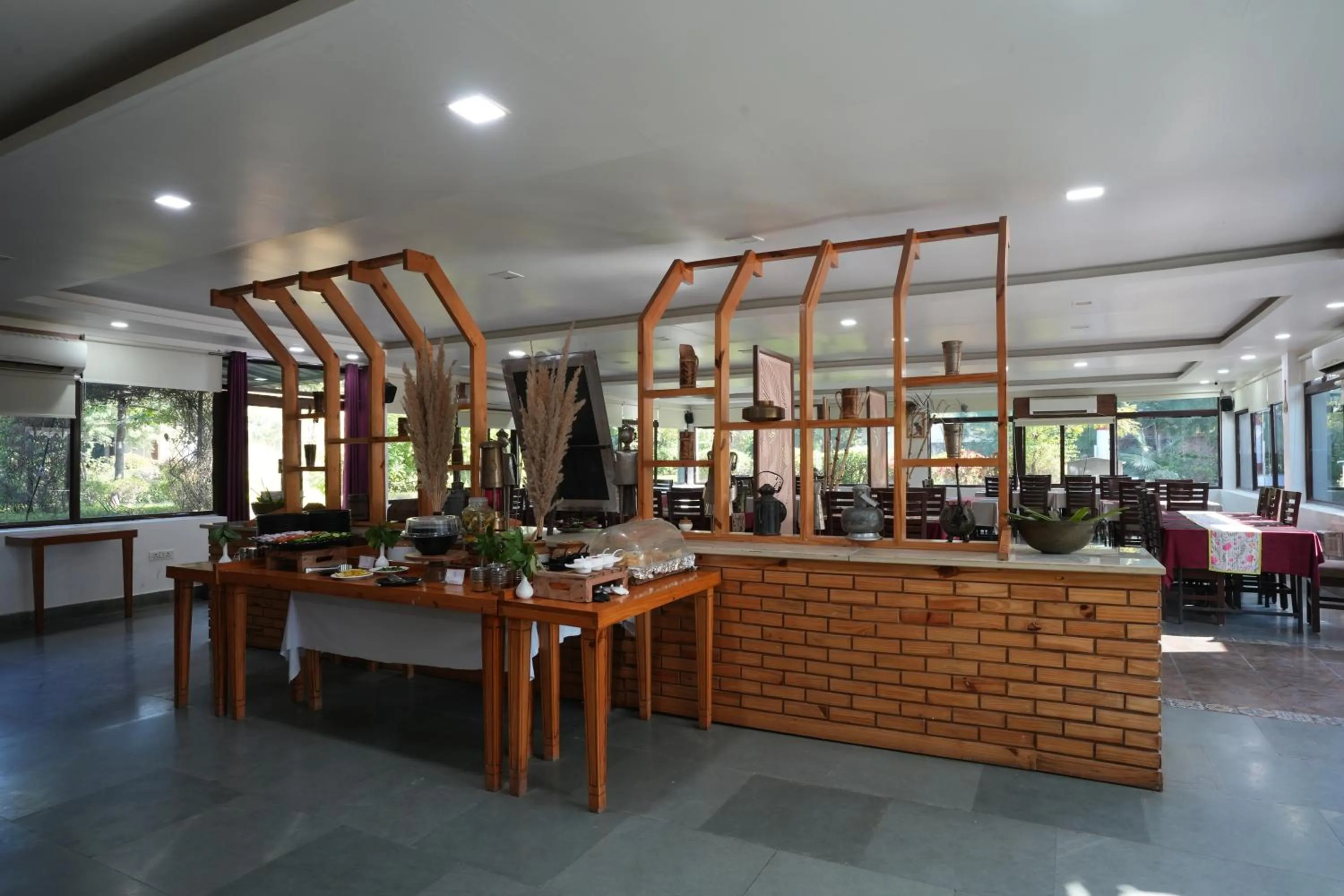 Restaurant/places to eat in Astroport Sariska Treetop by Eight Continents