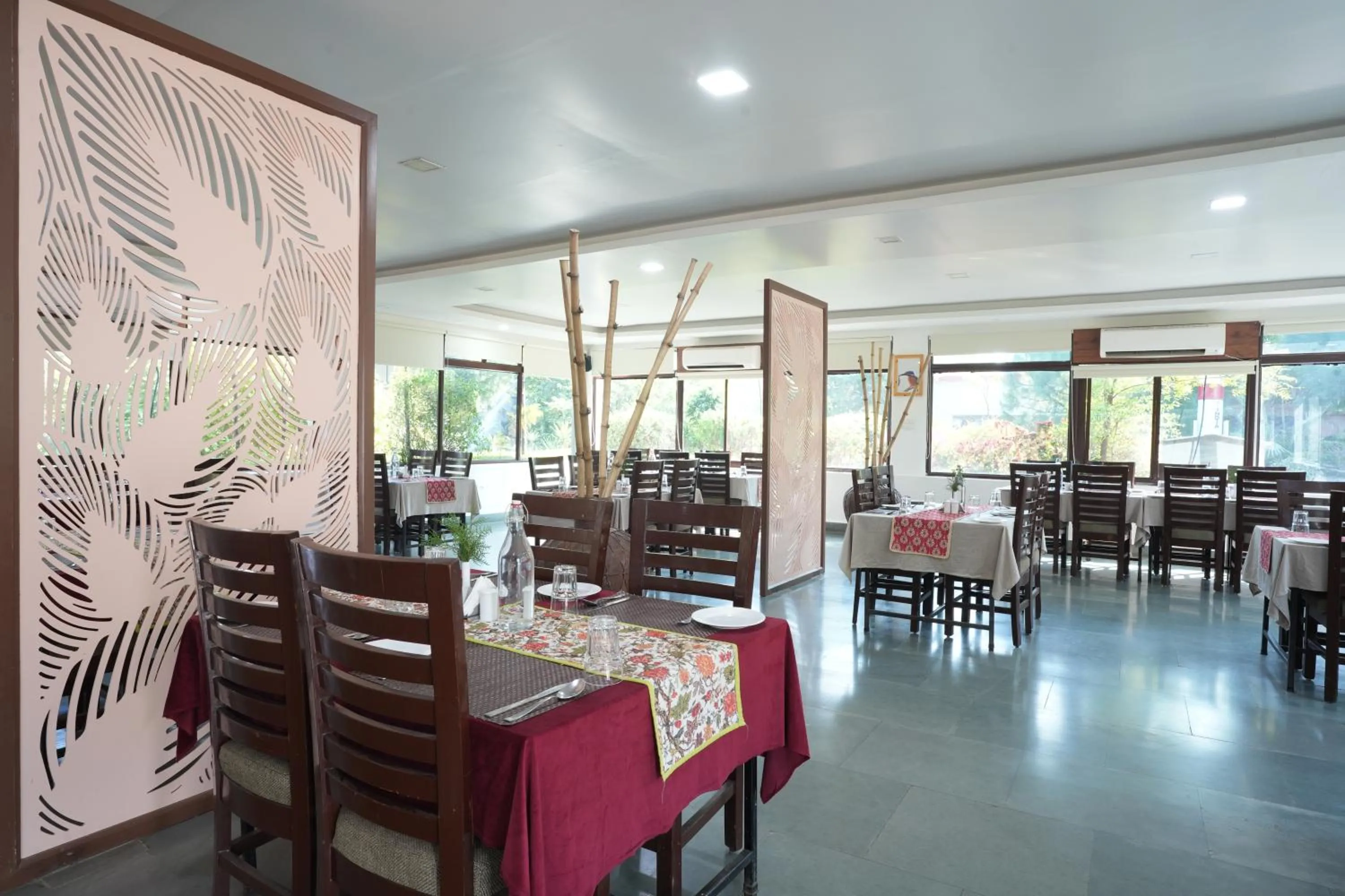 Restaurant/places to eat in Astroport Sariska Treetop by Eight Continents
