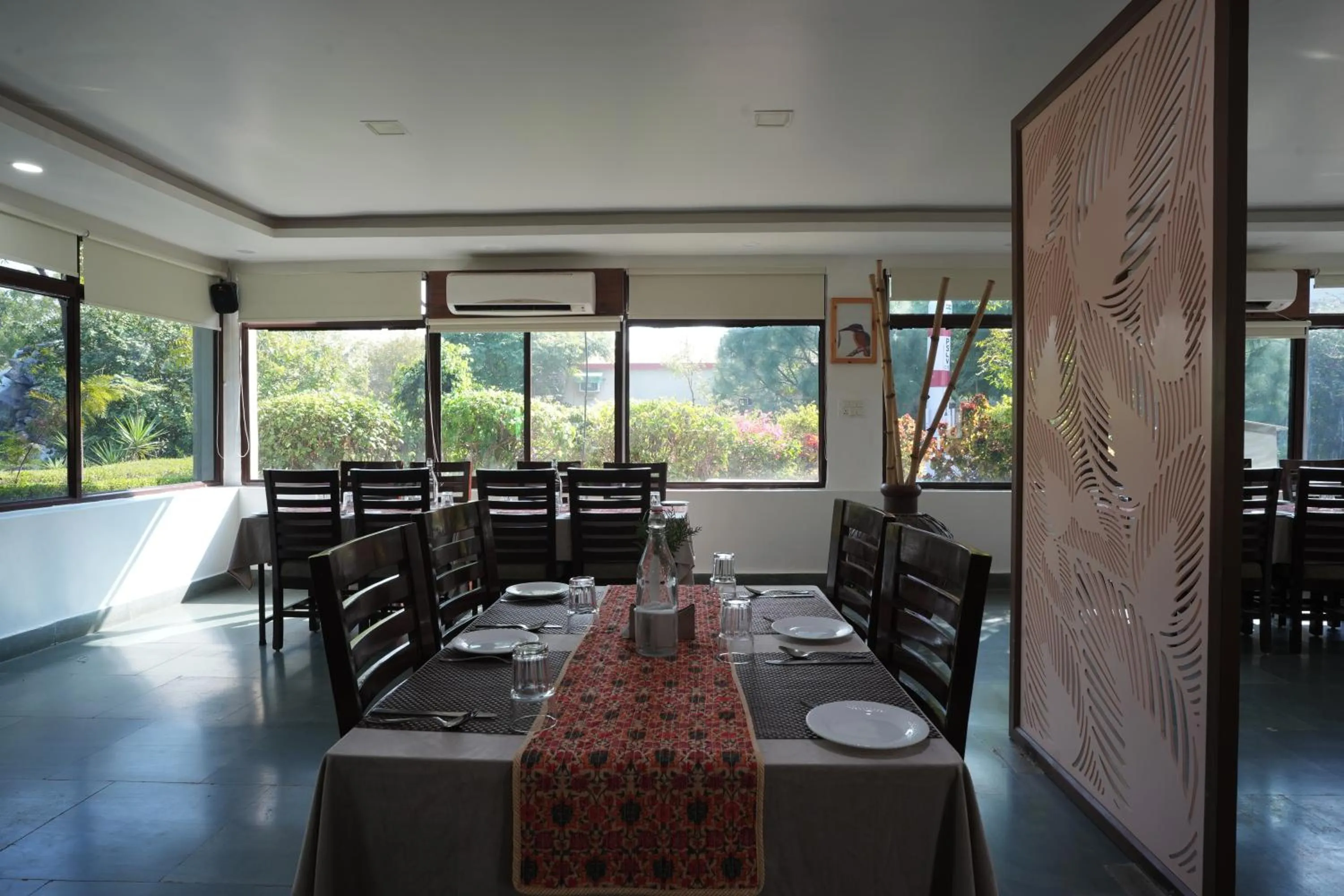 Restaurant/places to eat in Astroport Sariska Treetop by Eight Continents