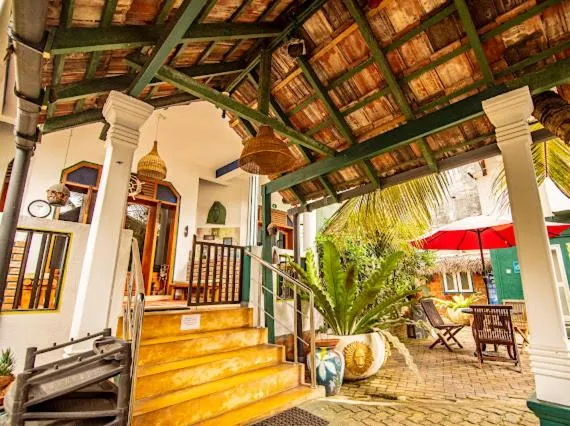 Frangipani Beach Villa