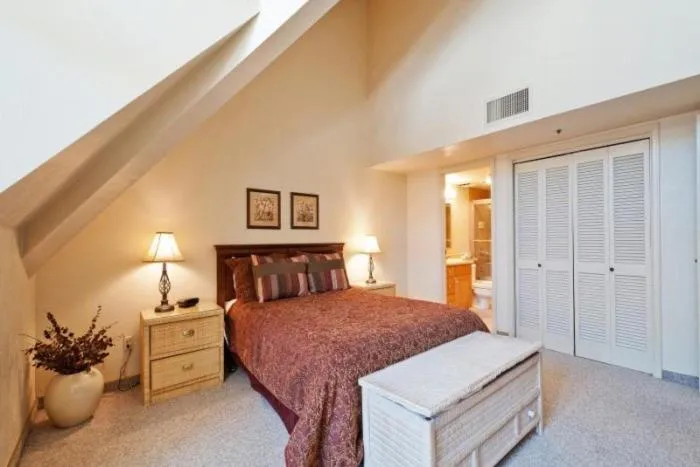 Bed in Lodge at Mountain Village by Park City Vacations