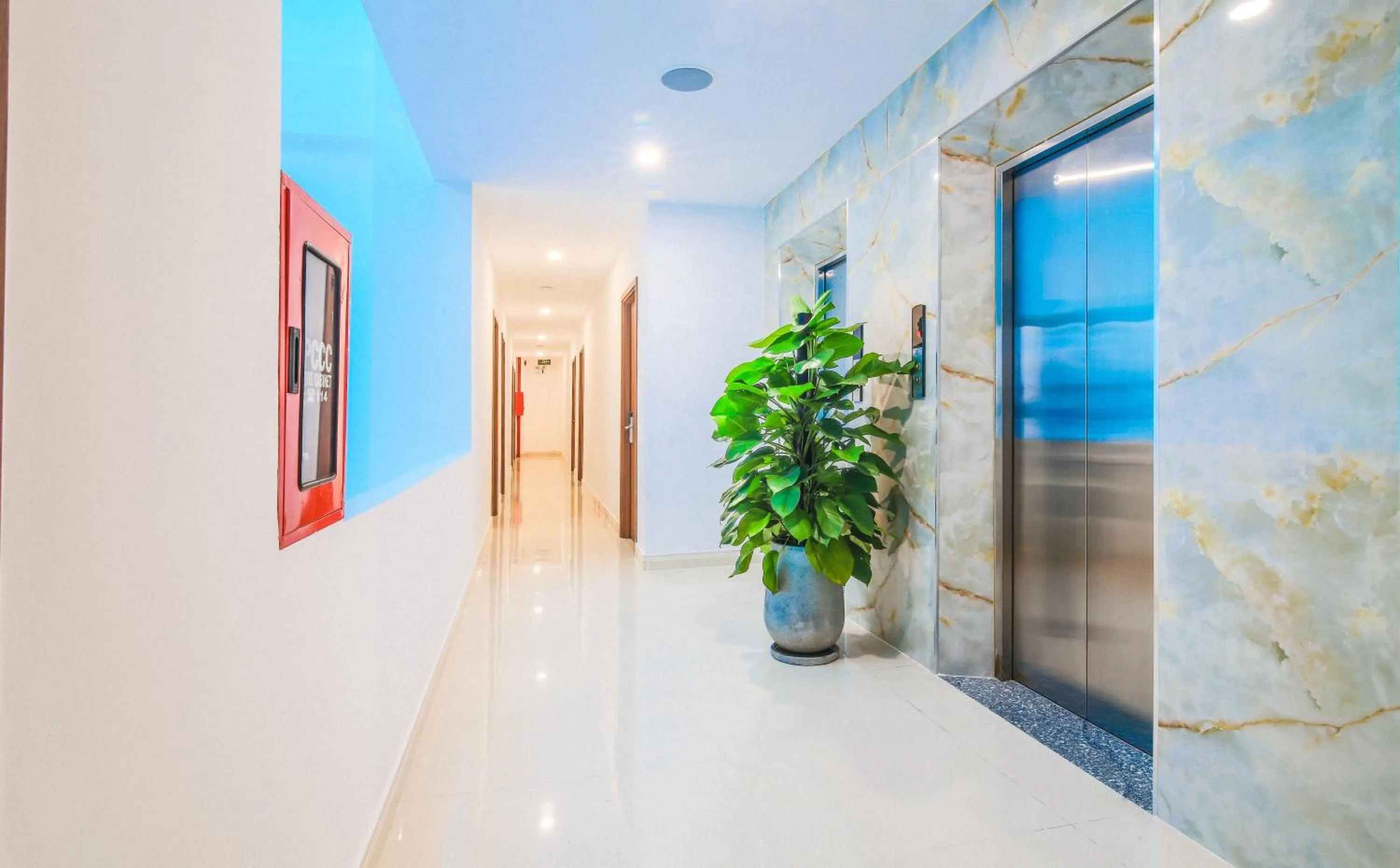 Property building in Grand Lee Hotel