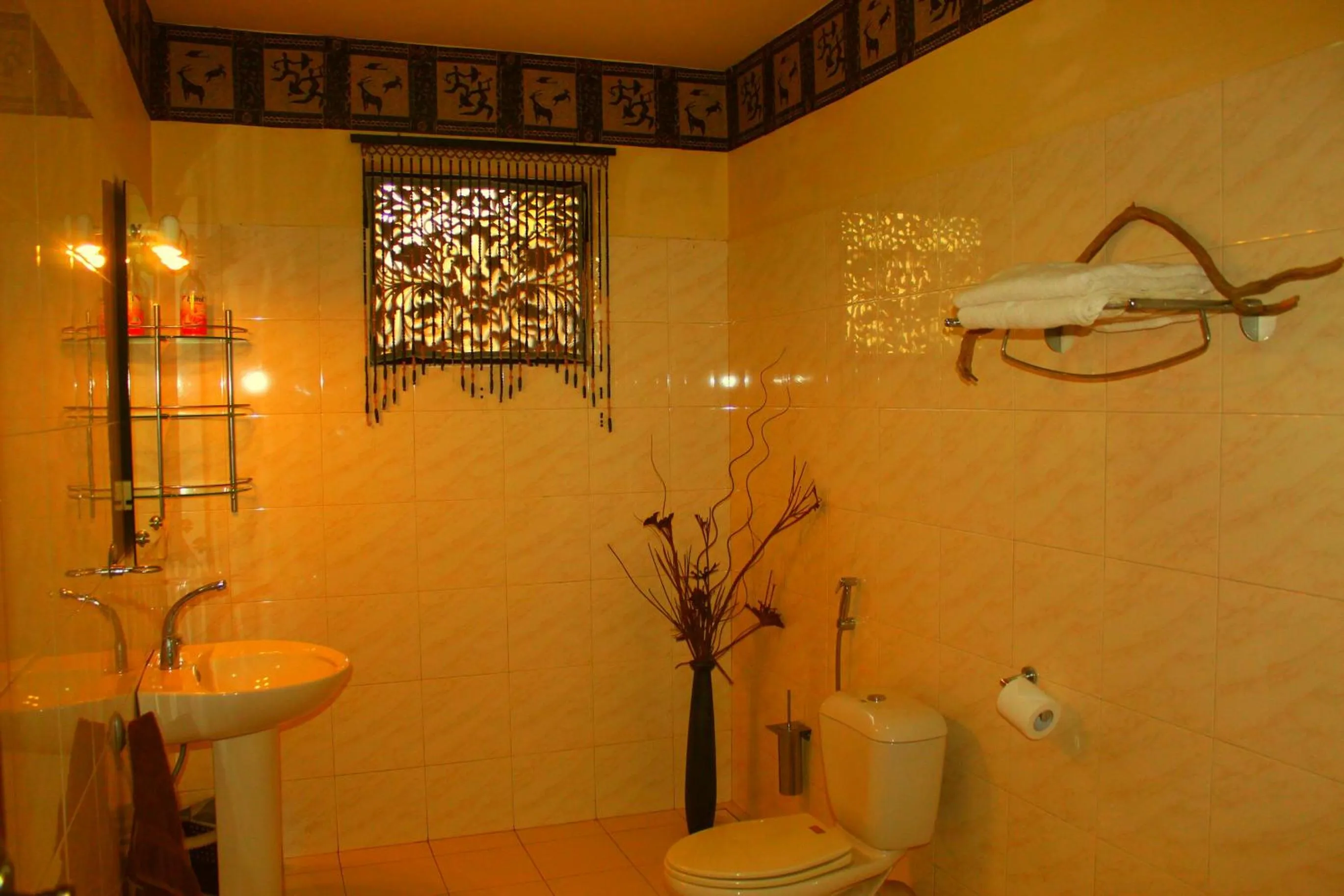 Toilet in Asian Jewel Boutique Hotel