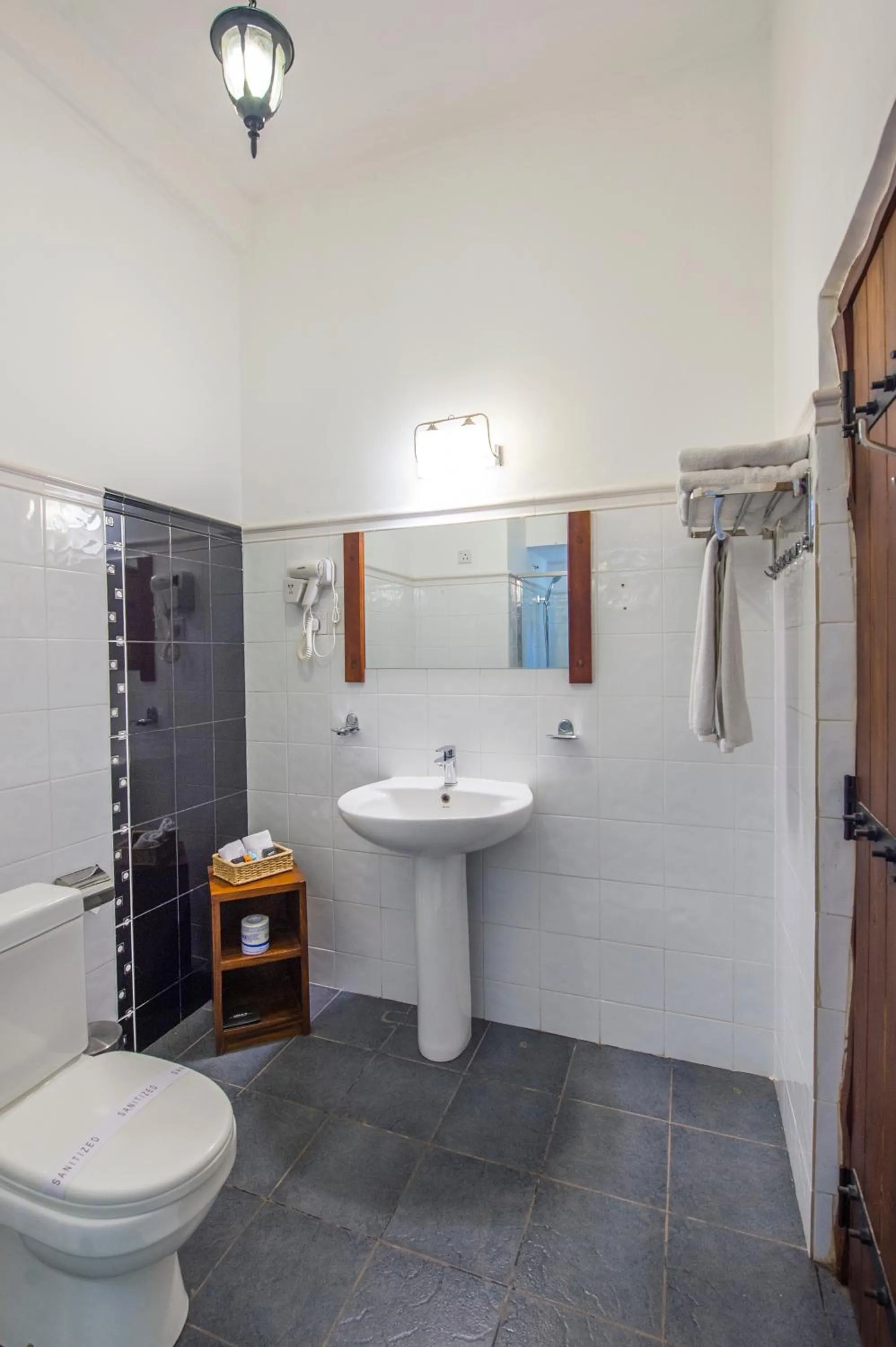 Bathroom in Kalu's Hideaway Udawalawe