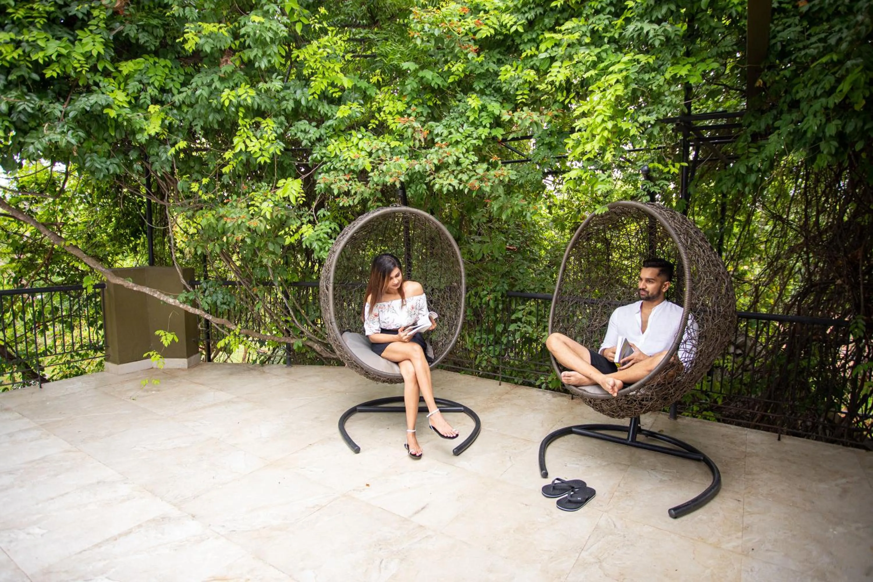 People in Kalu's Hideaway Udawalawe