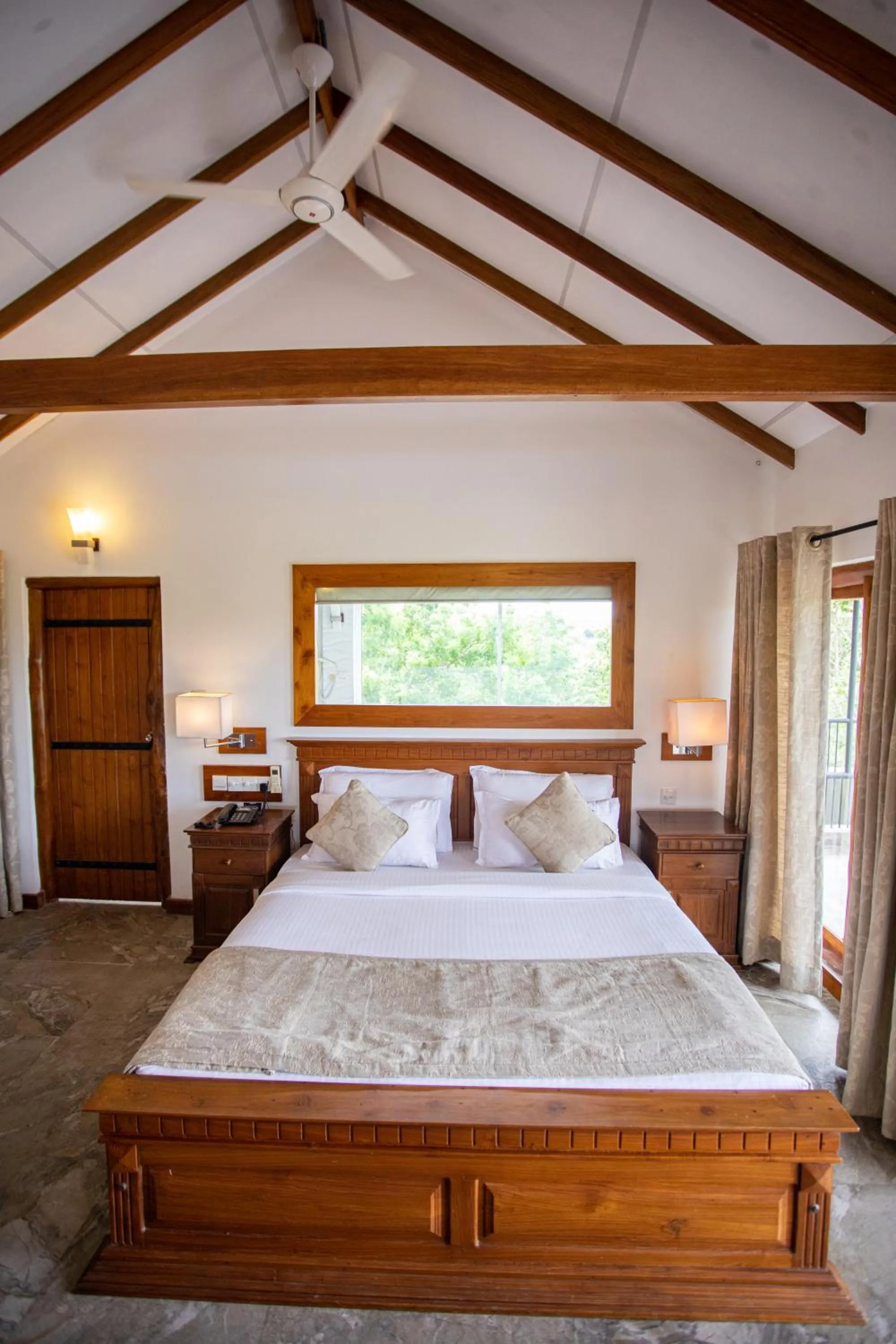 Bed in Kalu's Hideaway Udawalawe