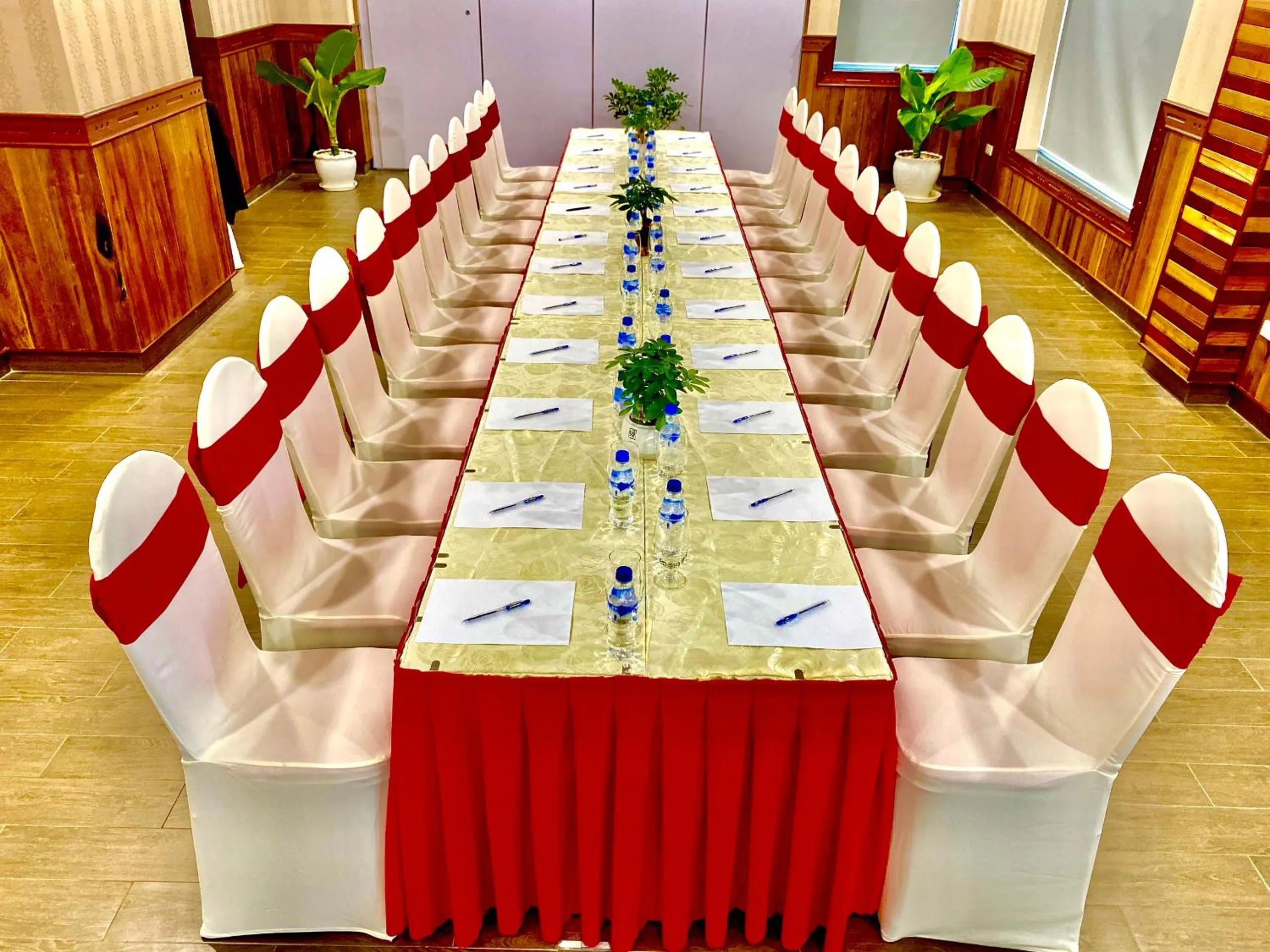 Banquet/Function facilities in Royal Khanh Hotel