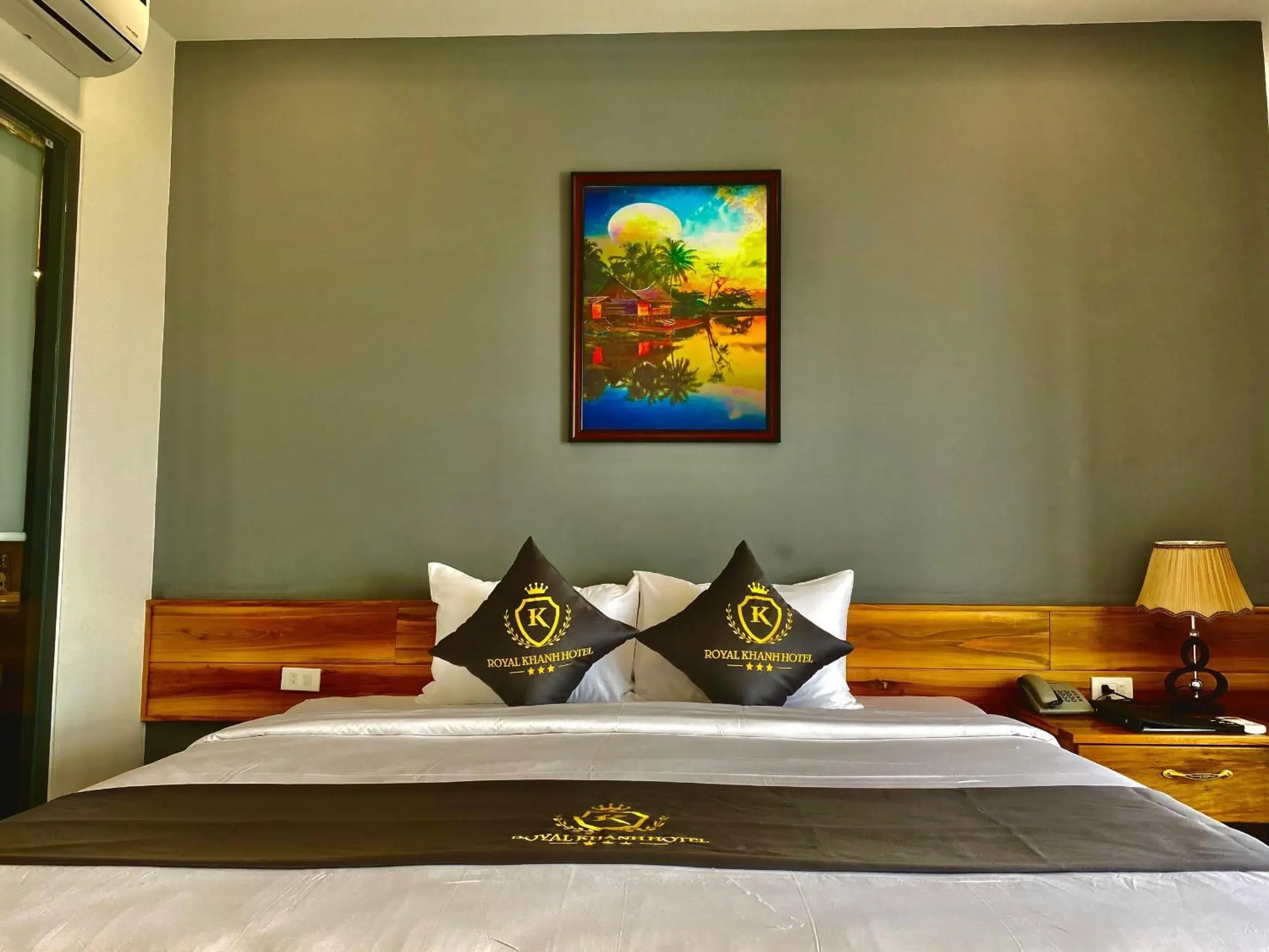 Executive Suite in Royal Khanh Hotel Executive Suite in Royal Khanh Hotel