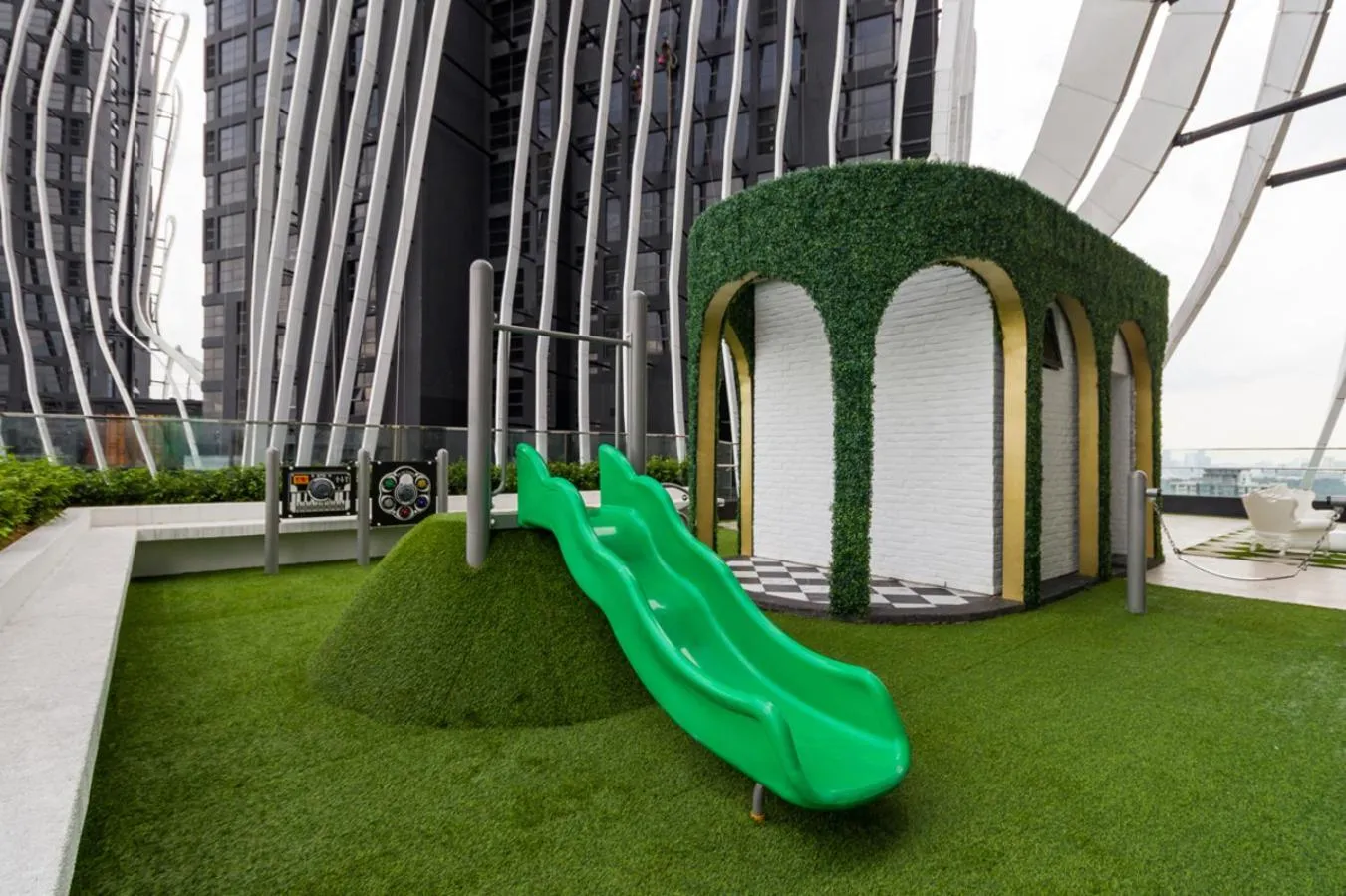 Children play ground in Zetter Suite Arte Mont Kiara