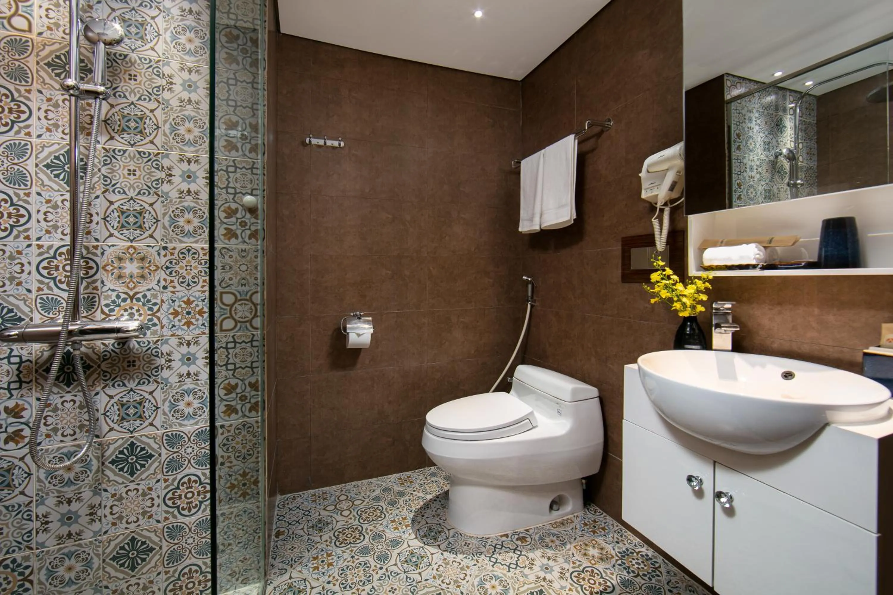 Toilet in Bendecir Hotel & Spa