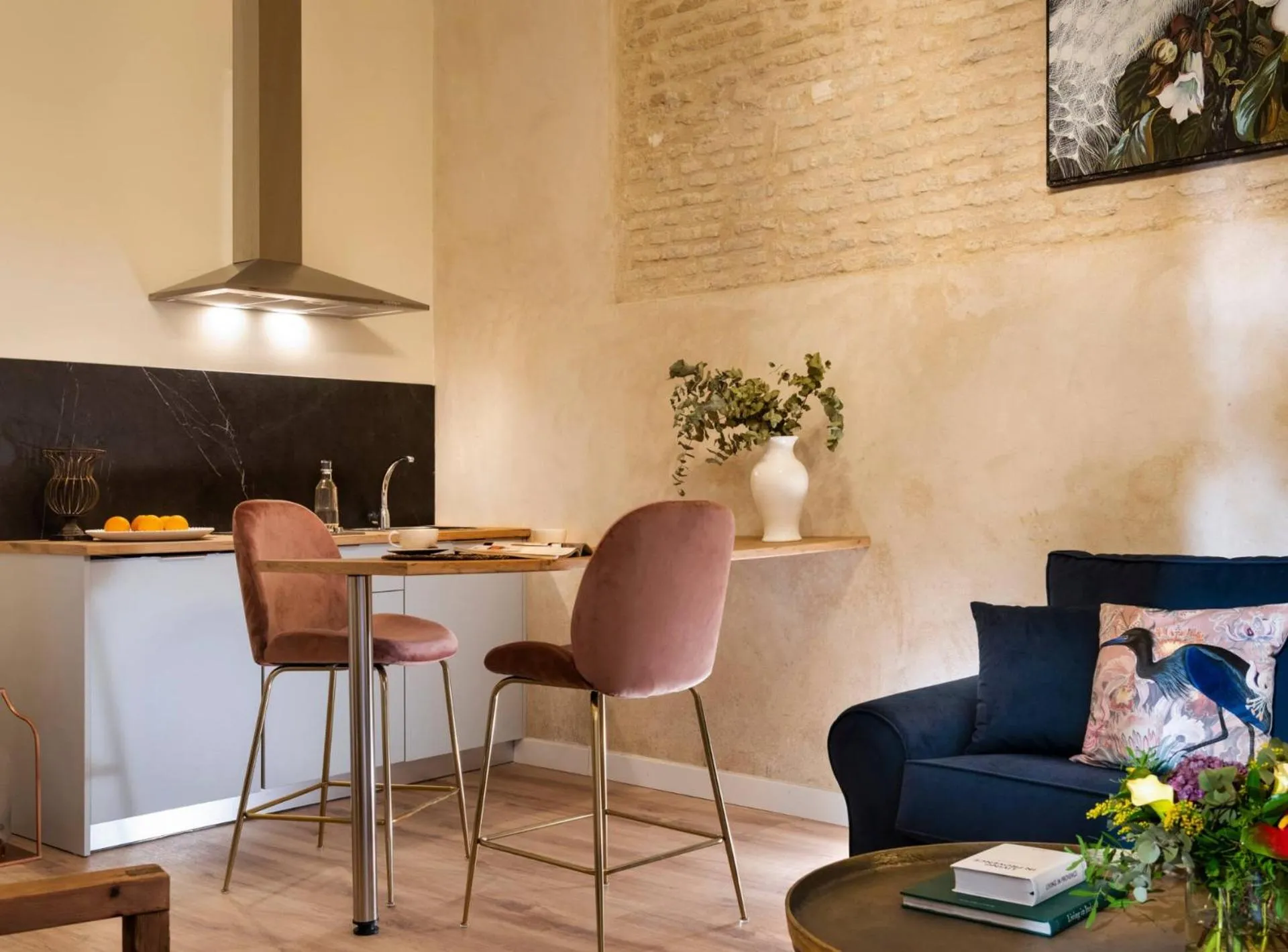 Kitchen or kitchenette in Casa Sevilla 1855 Suites by Época