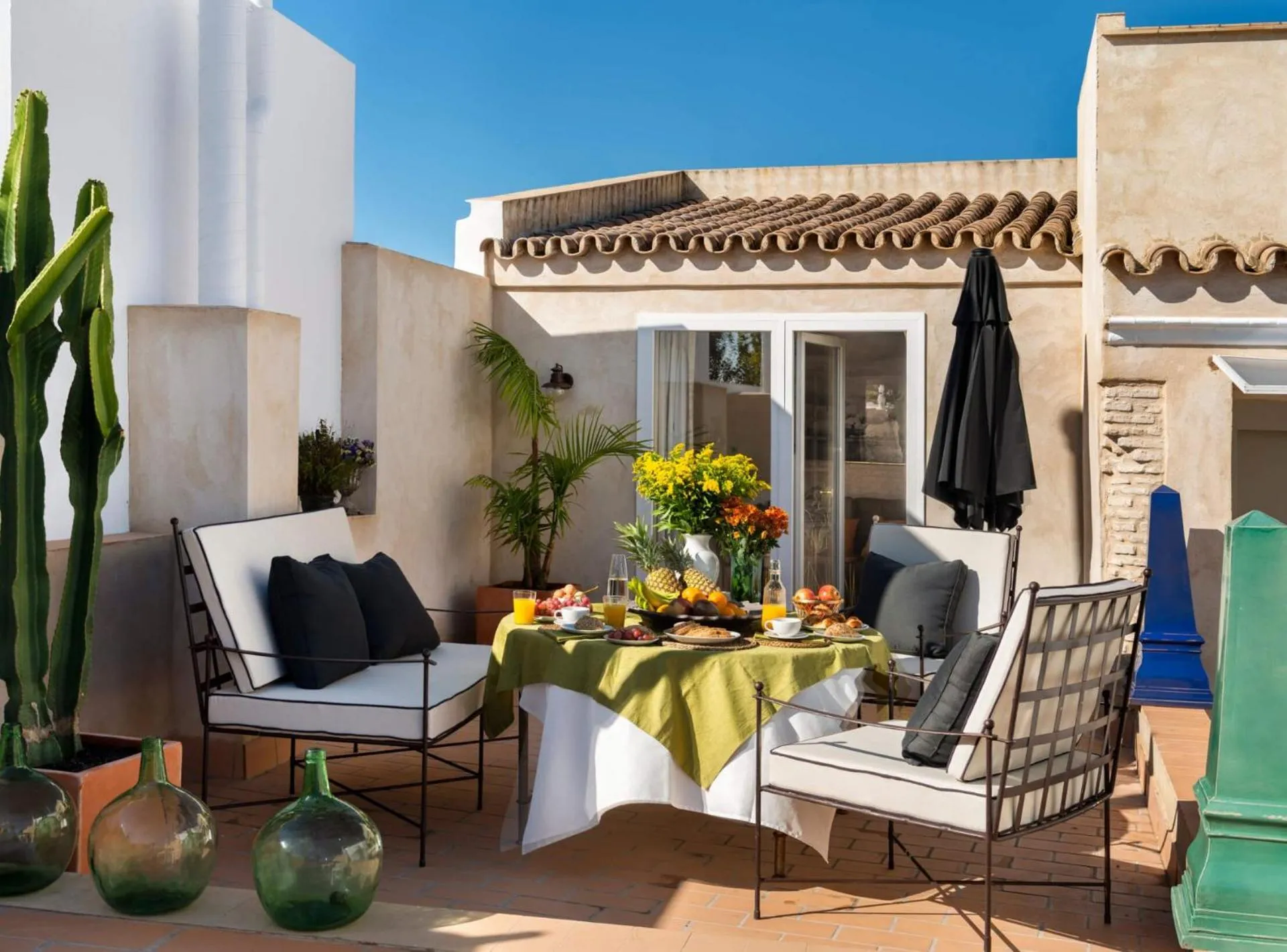 Balcony/Terrace in Casa Sevilla 1855 Suites by Época