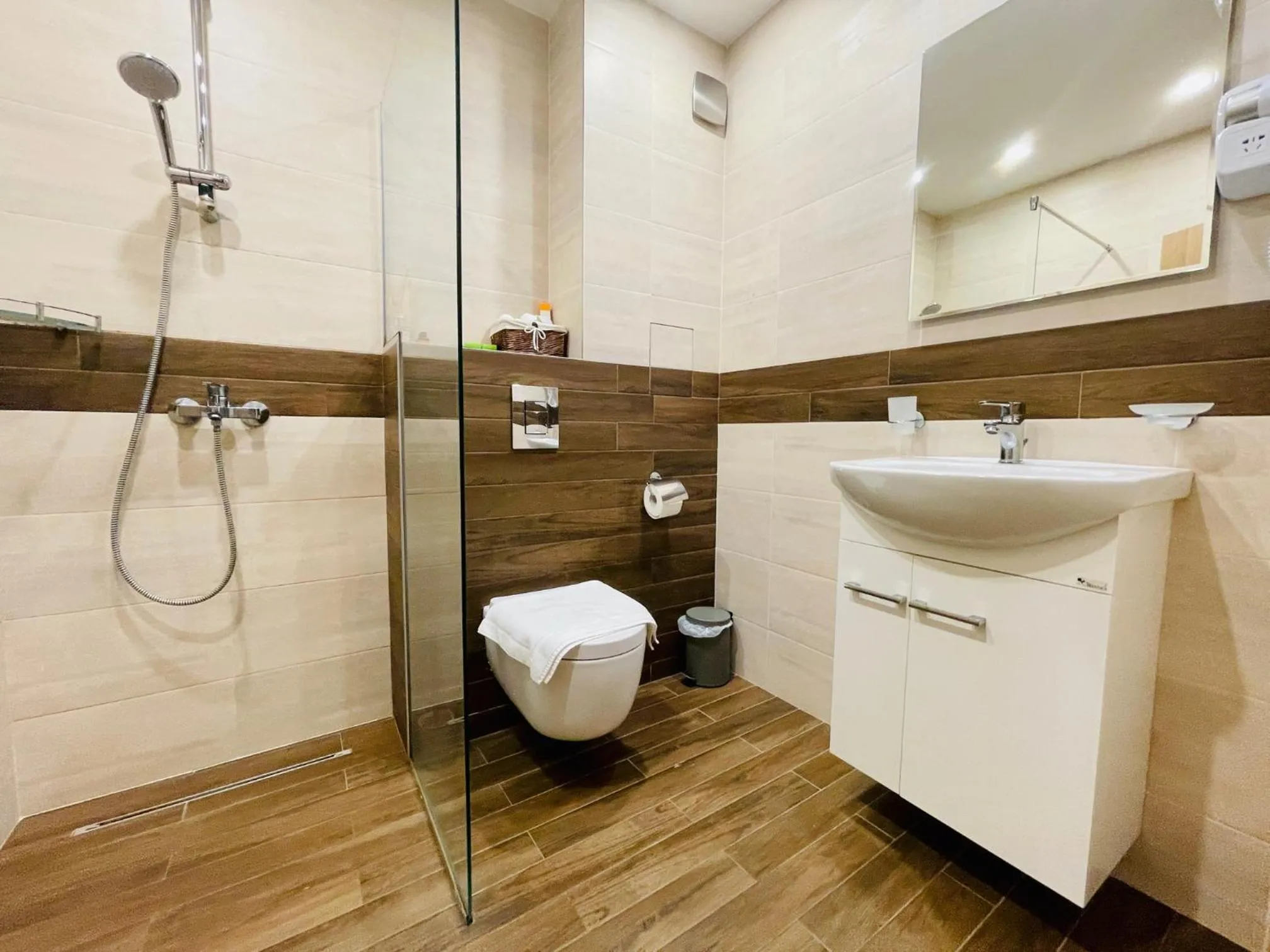 Bathroom in Gardenia Apartments