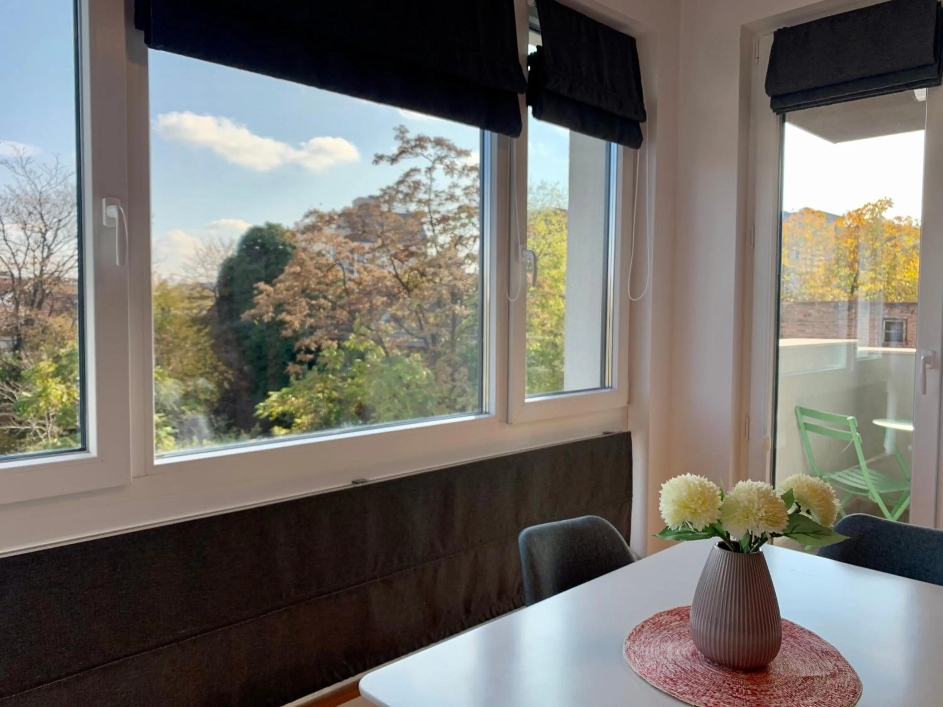 Dining area in Gardenia Apartments